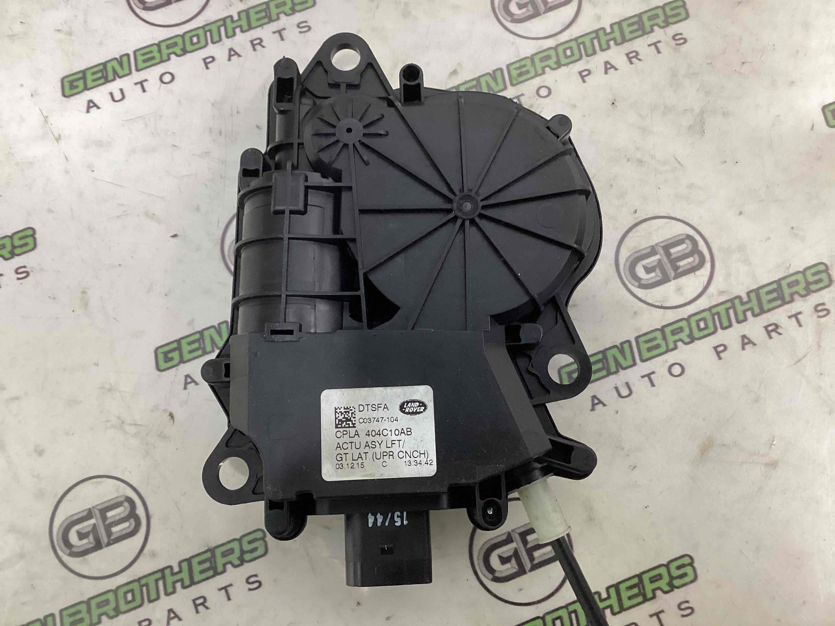 Електродвигун дверей, багажника доводчик дверей