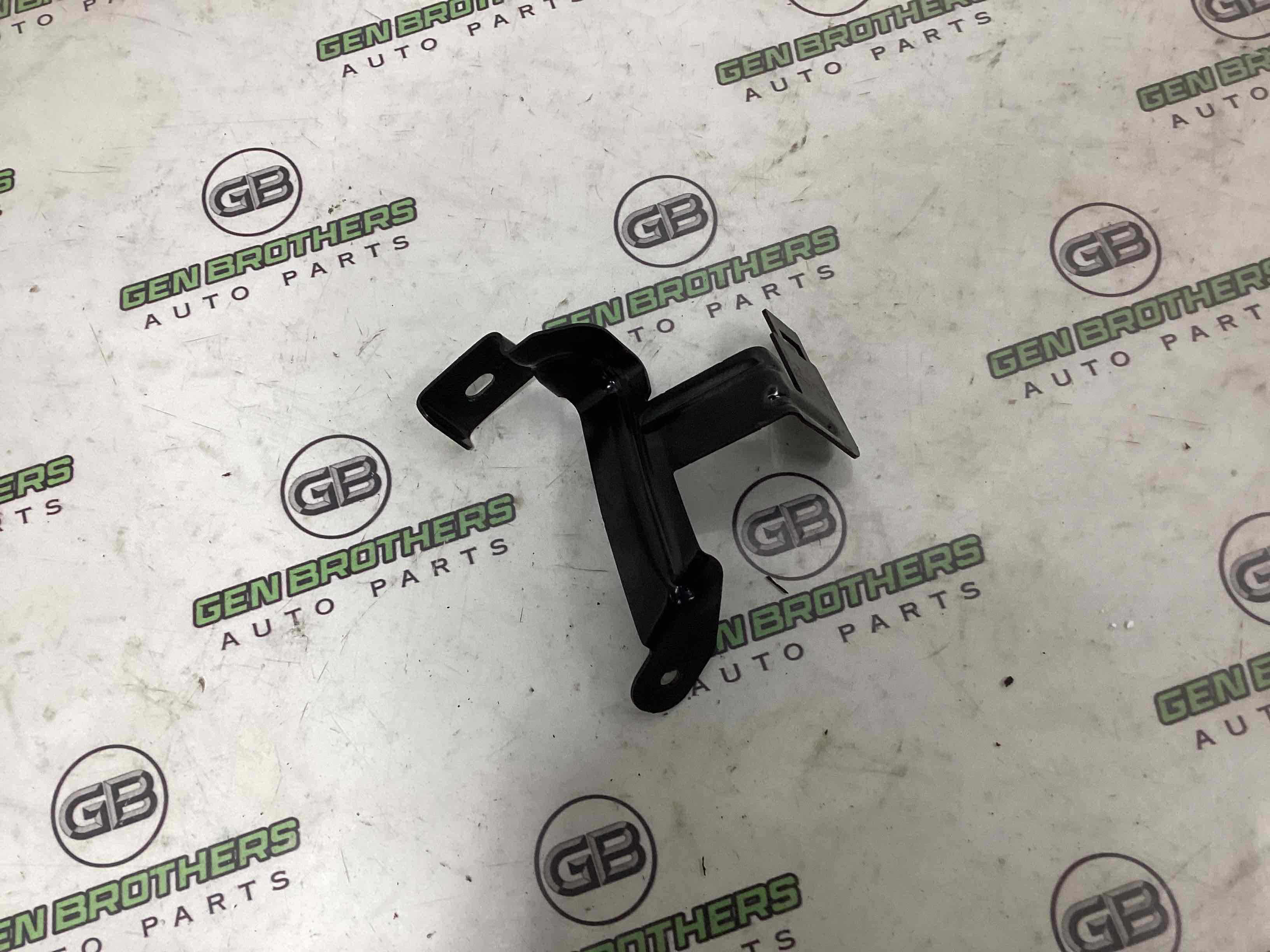 Кріплення, кронштейн