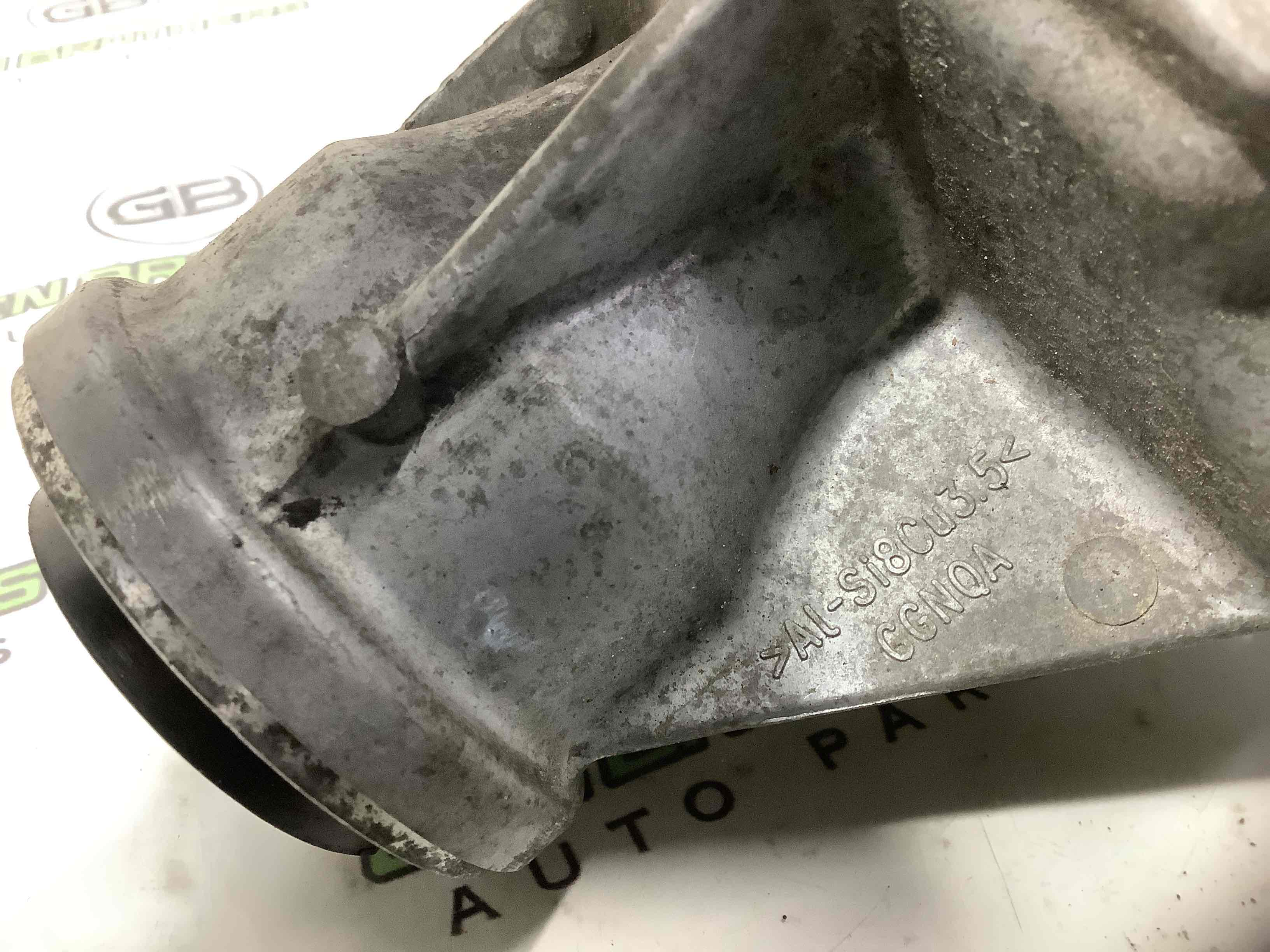 Кріплення, кронштейн