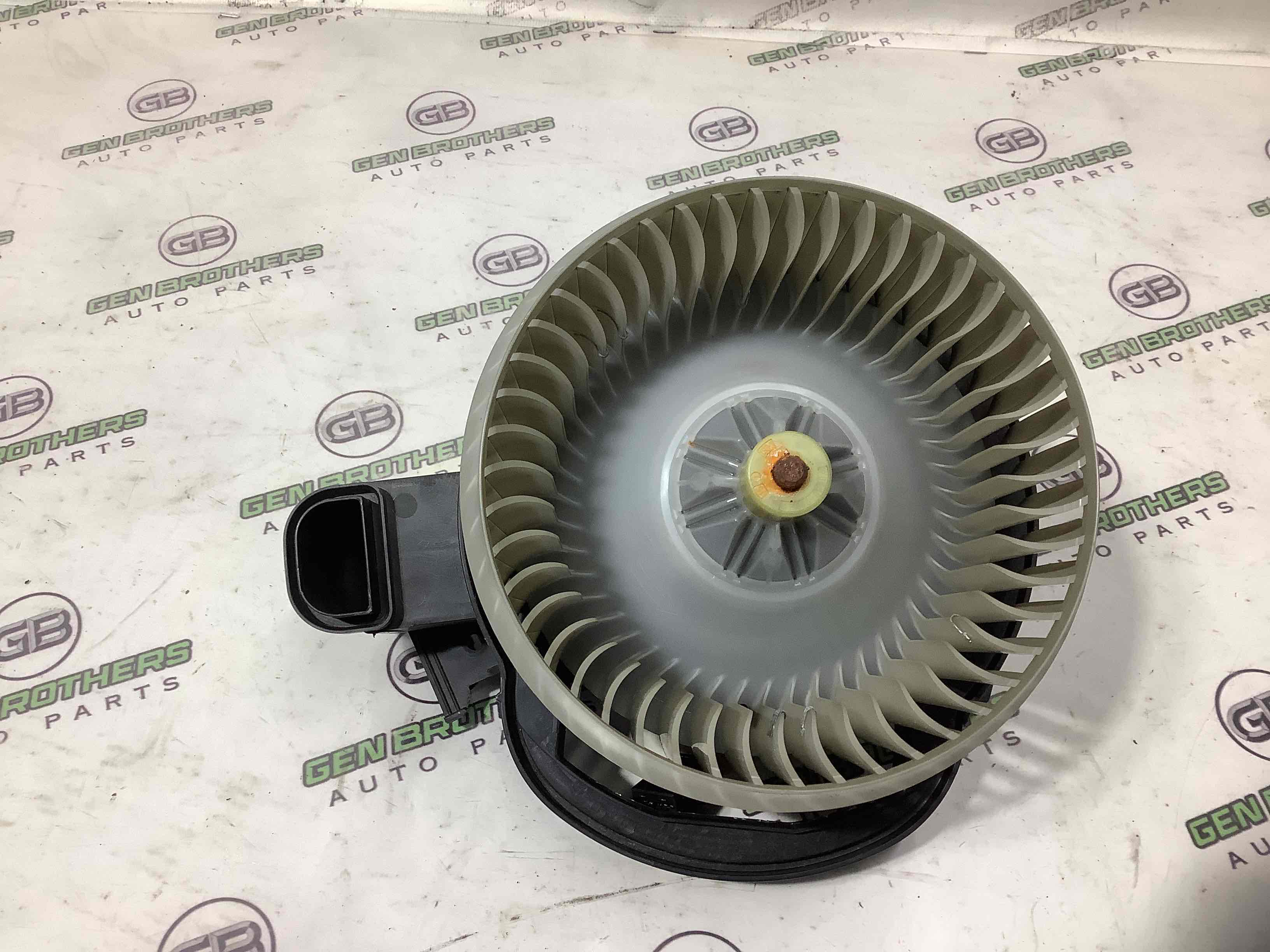 Мотор вентилятор пічки