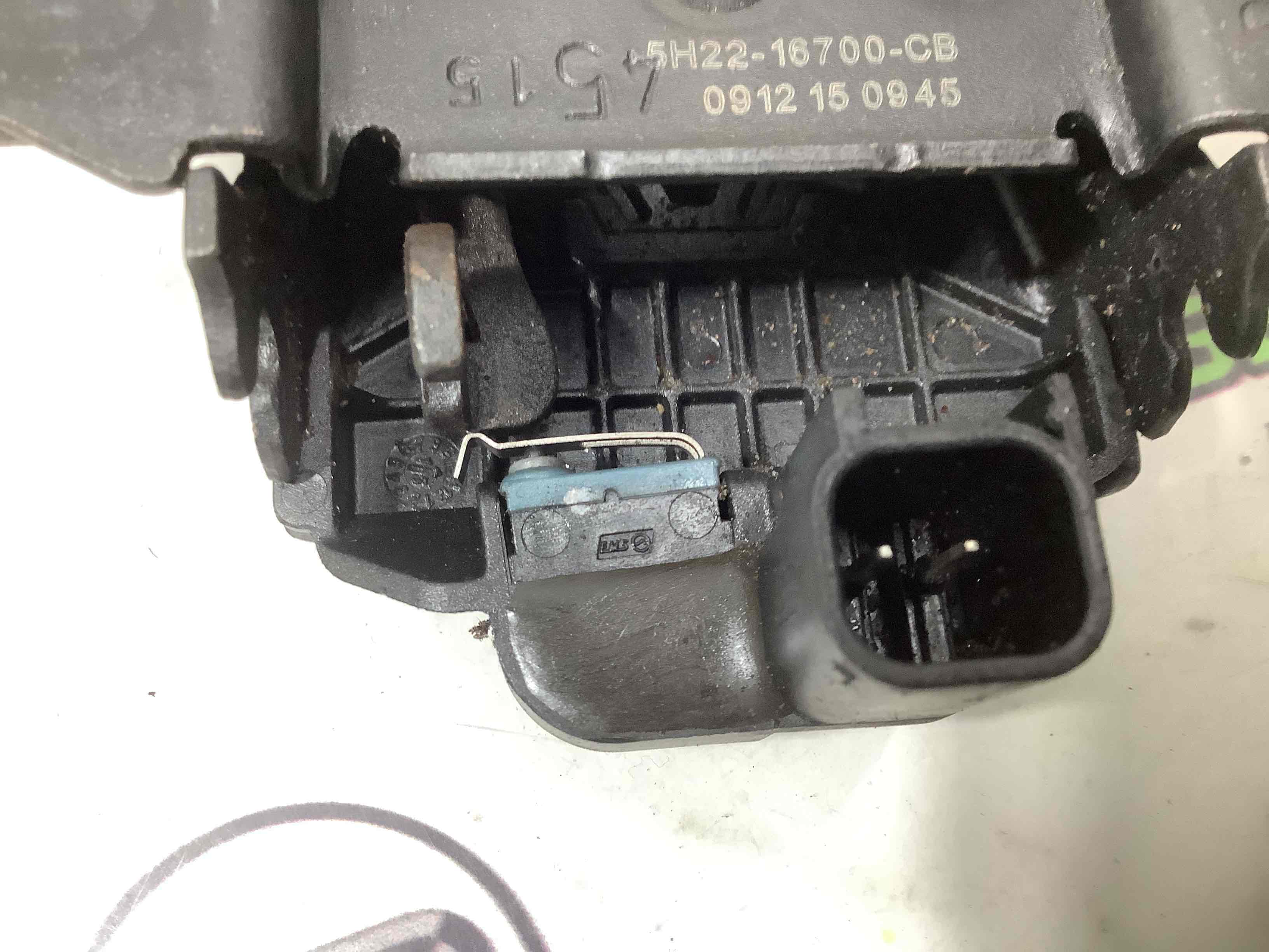 Замок капота, трос капота