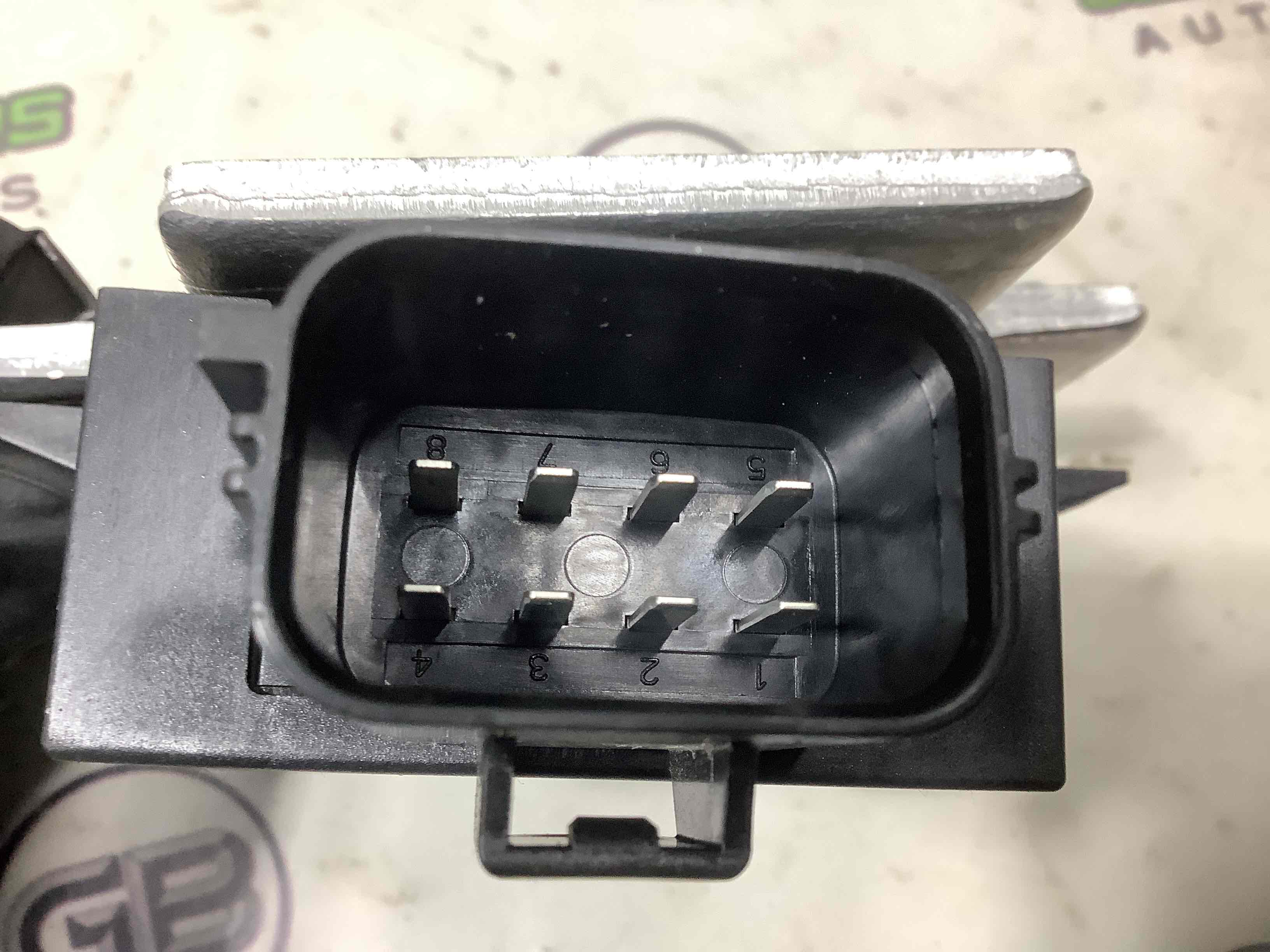 Блок керування паливним насосом