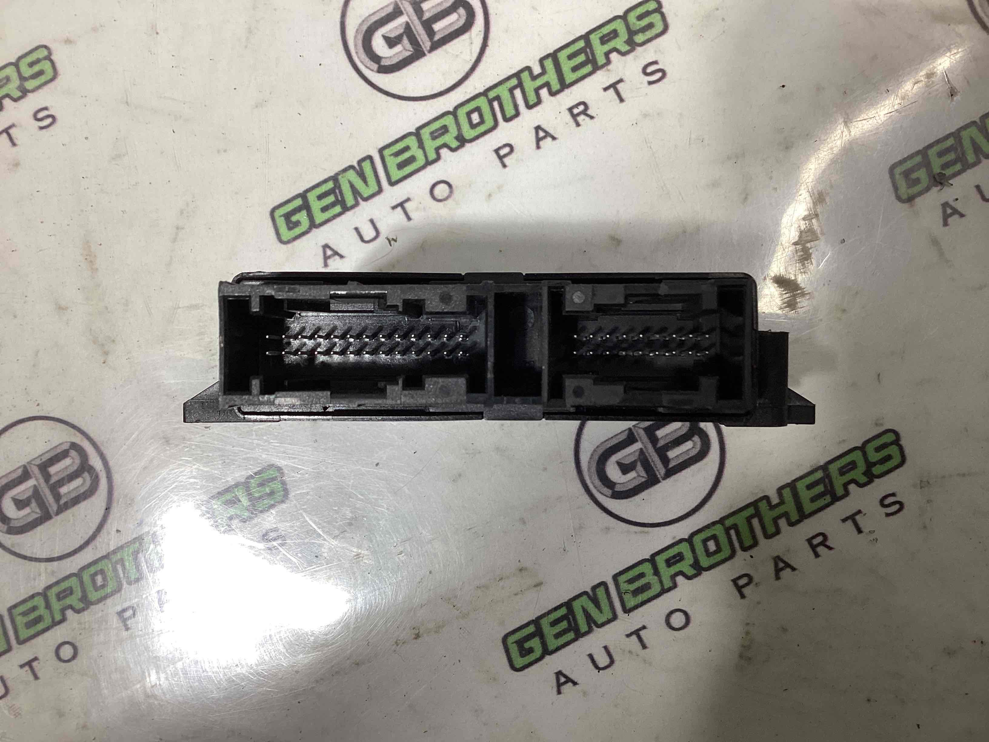 Блок управління парктроніки