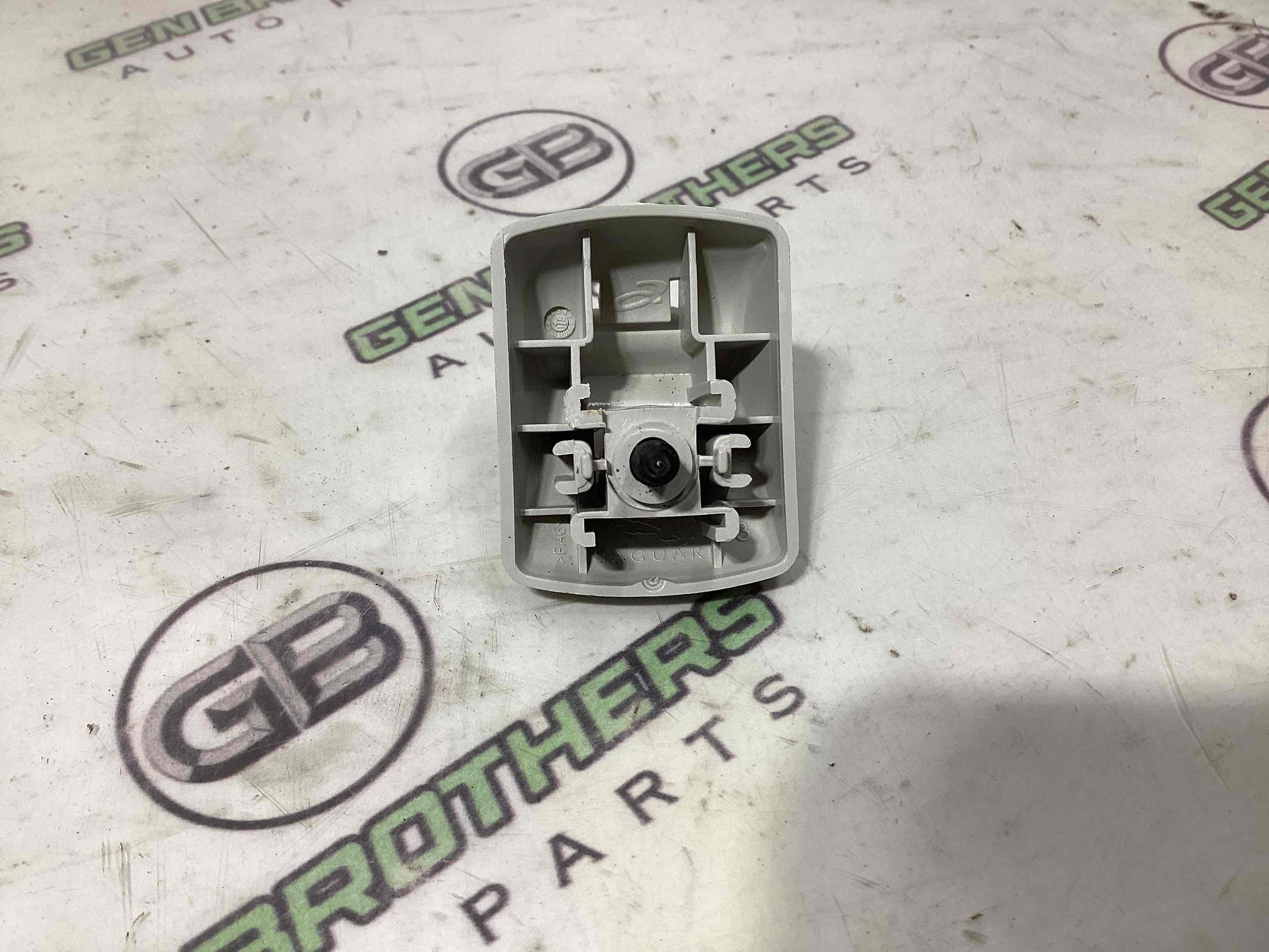 Козирок сонцезахисний