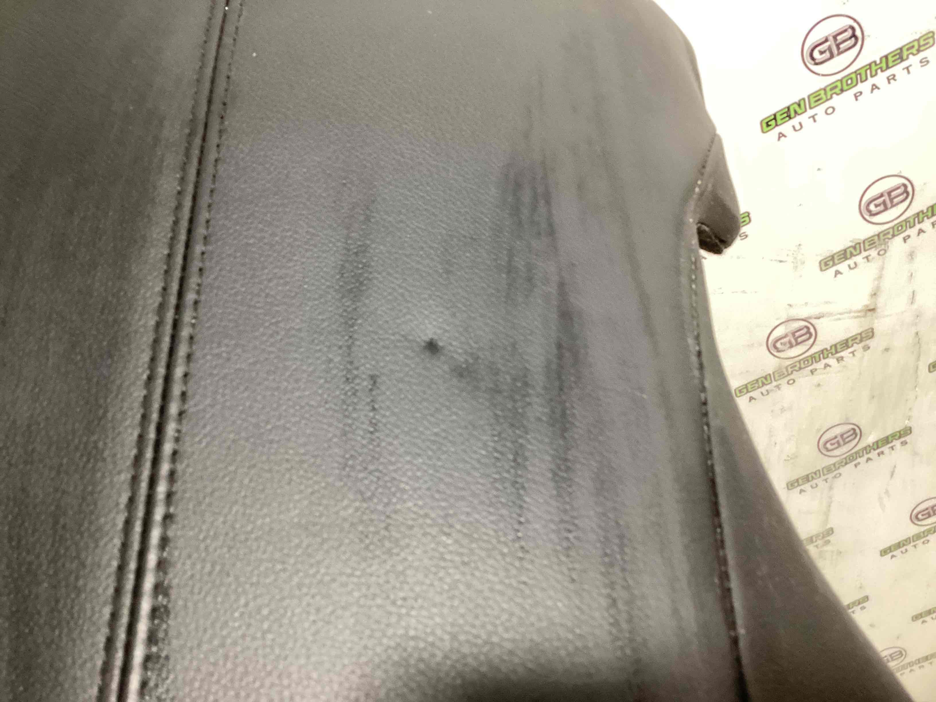 Задній ряд сидінь