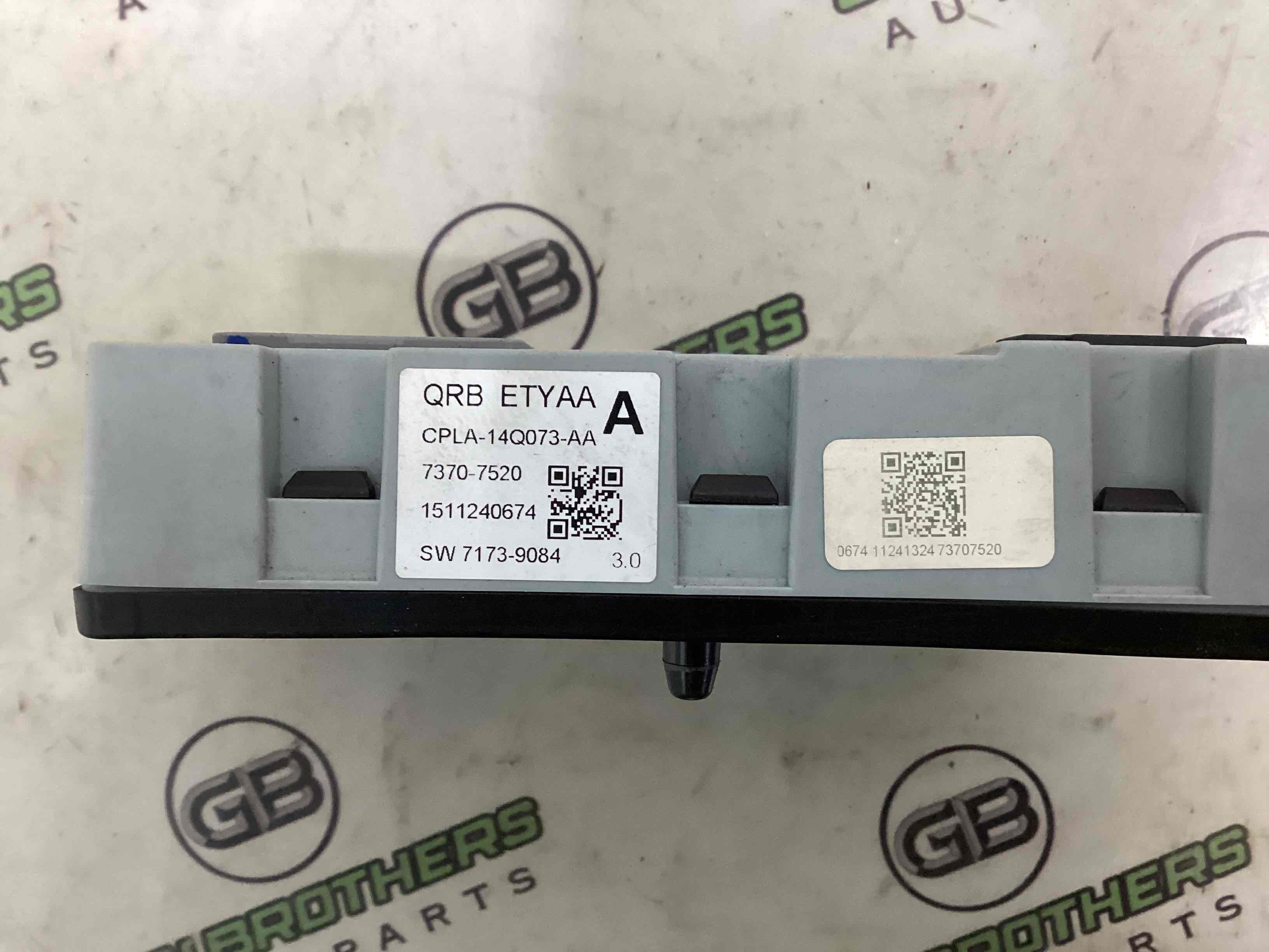 Блок запобіжників (блок реле)