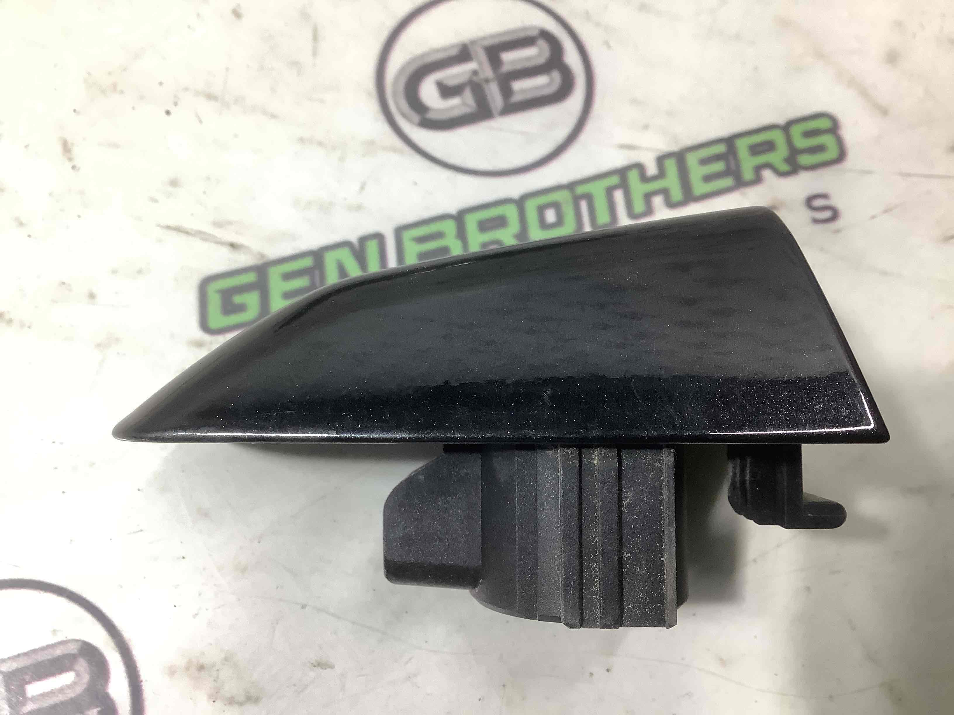 Заглушка ручки дверей