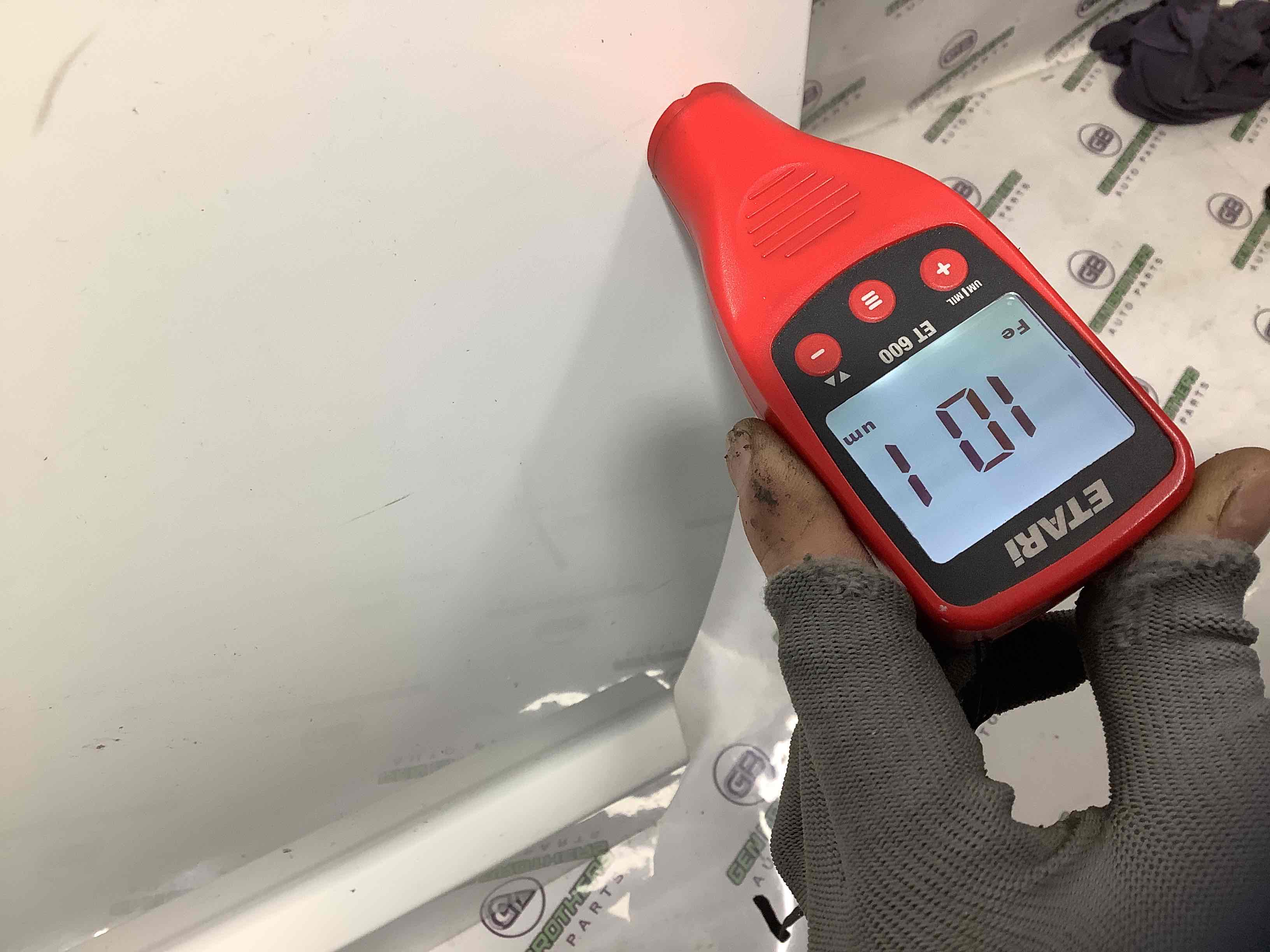 Дверь задняя правая