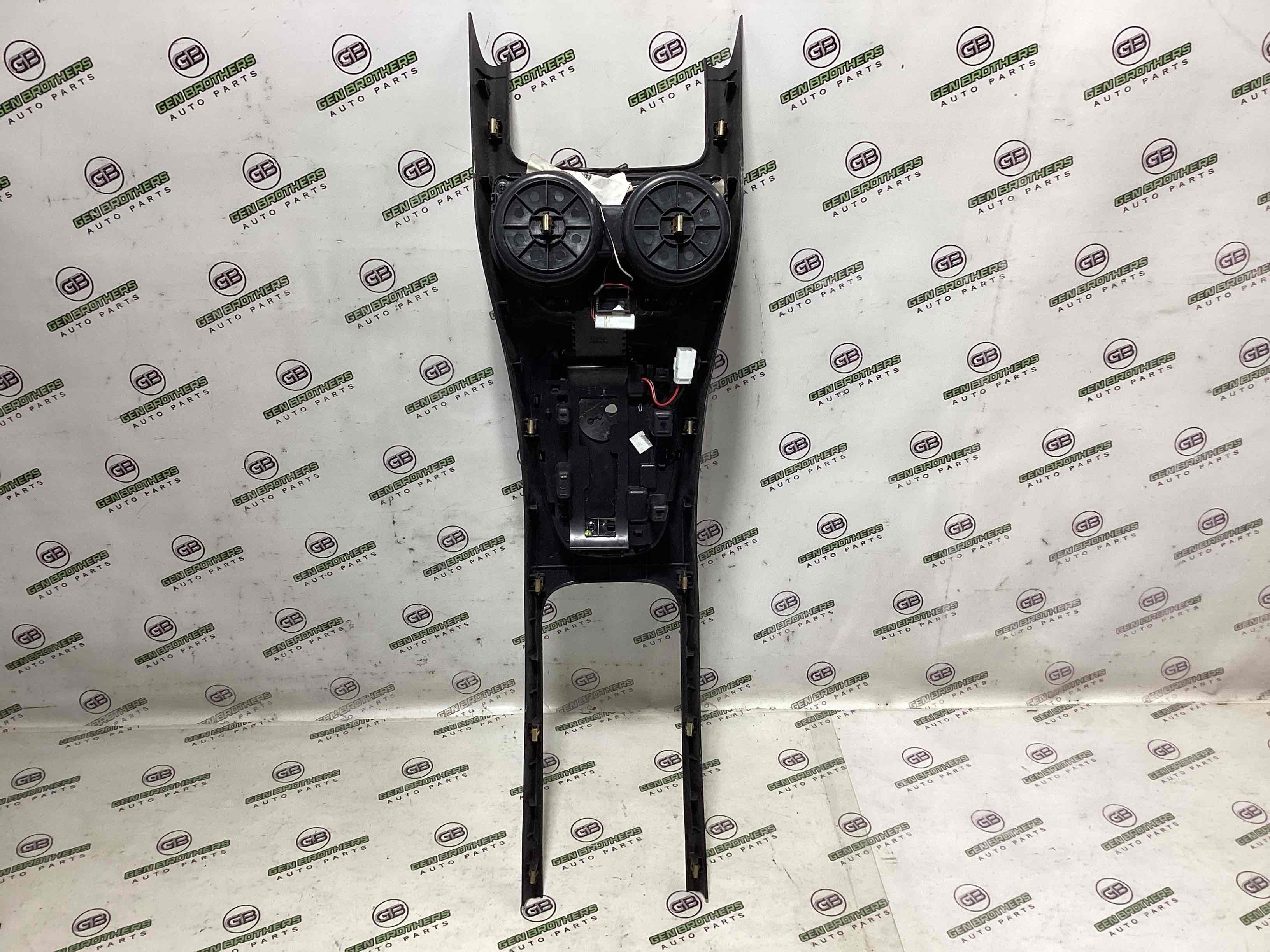 Отделка центральной консоли