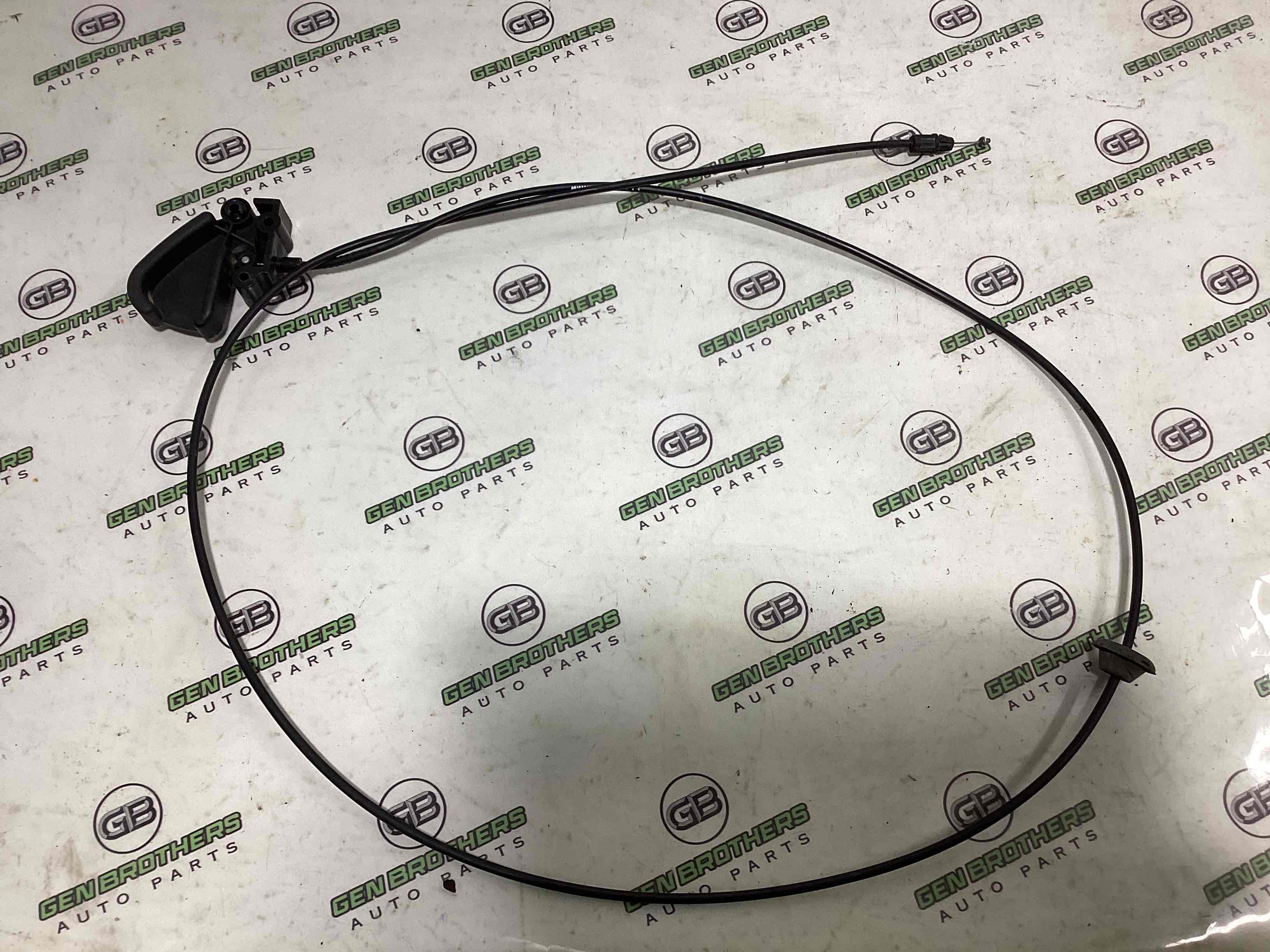 Ручка открывания капота