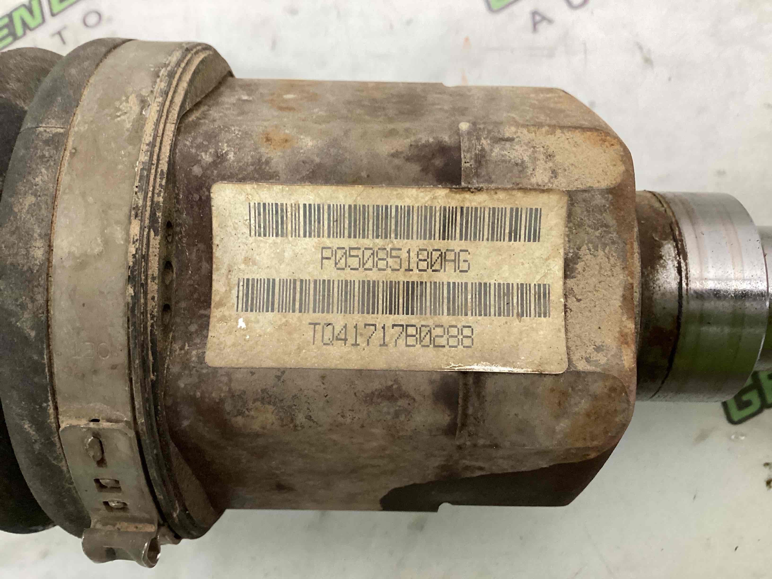 Полуось передняя левая приводной вал, ШРУС