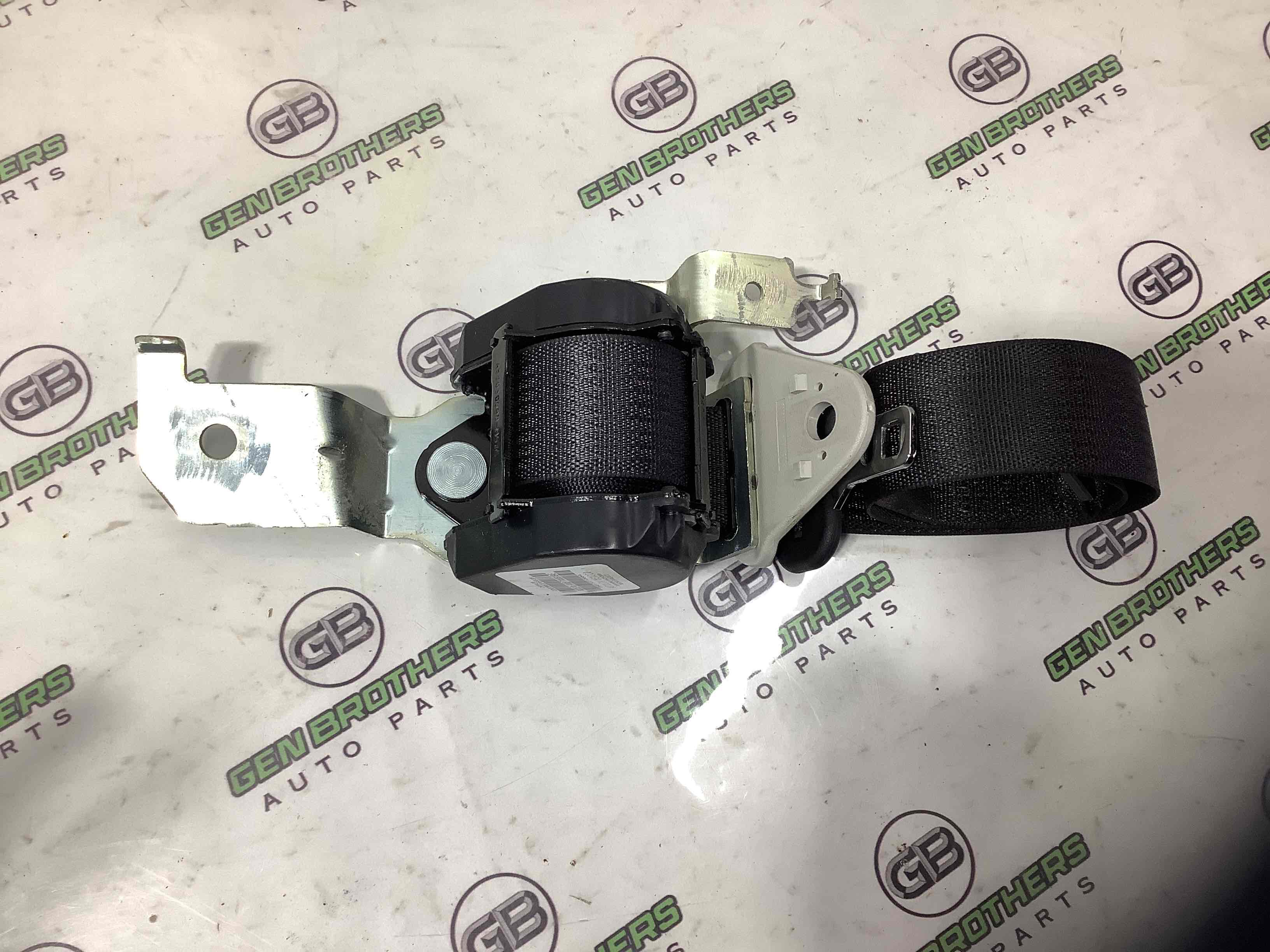 Ремень безопасности