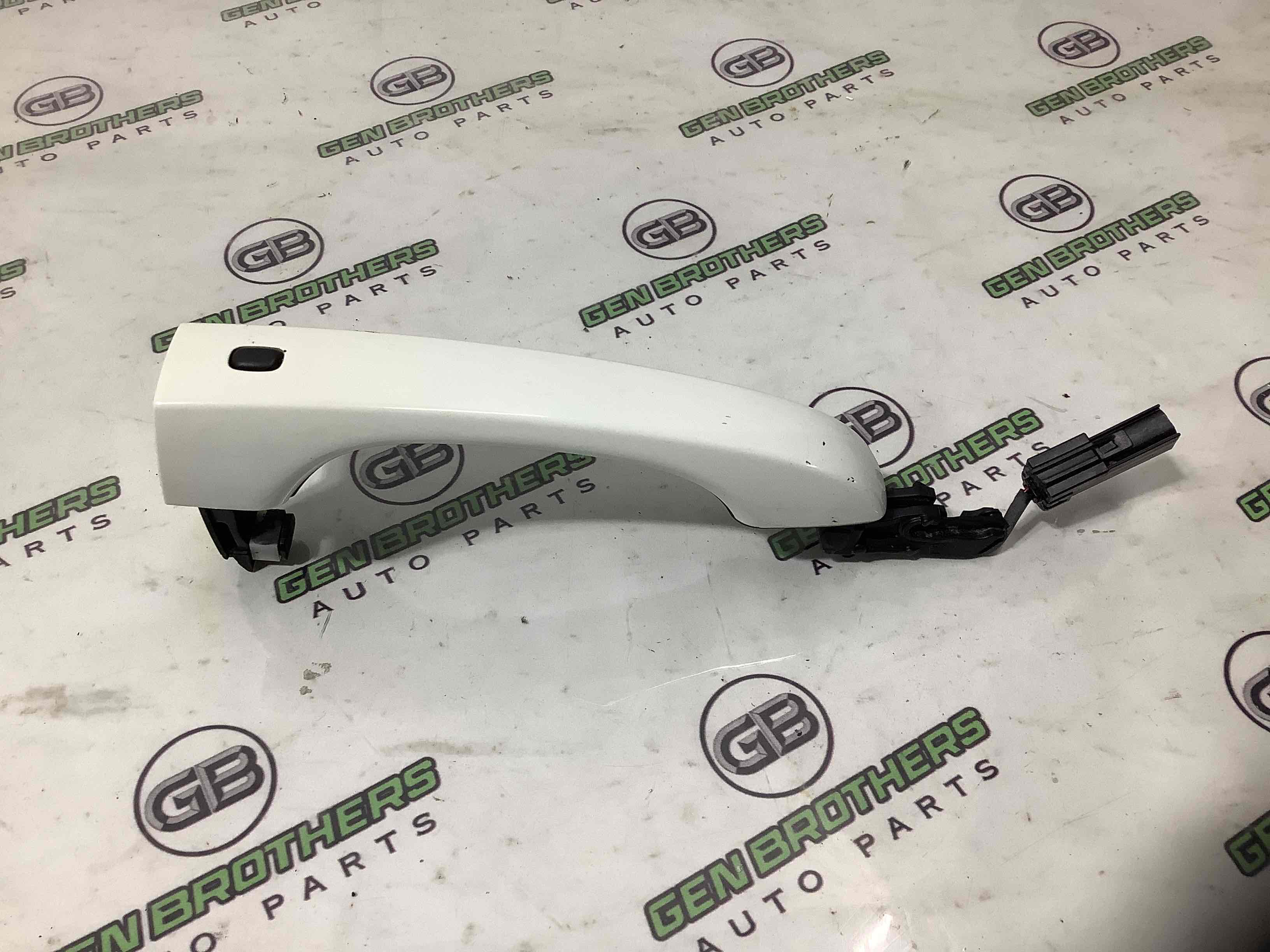 Ручка двери наружная