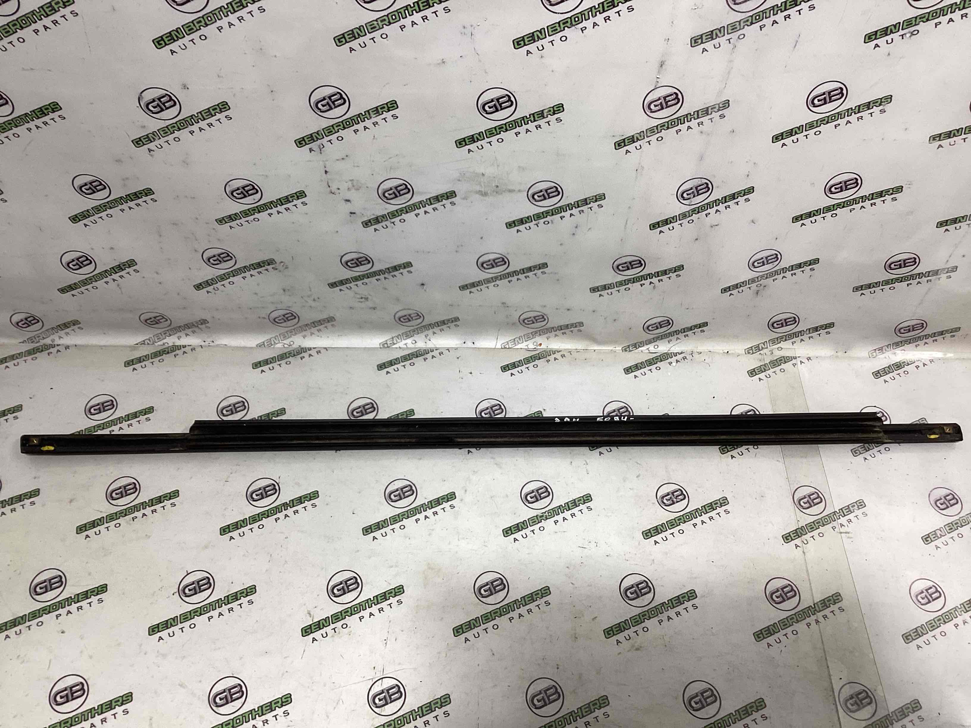 Уплотнитель стекла, двери