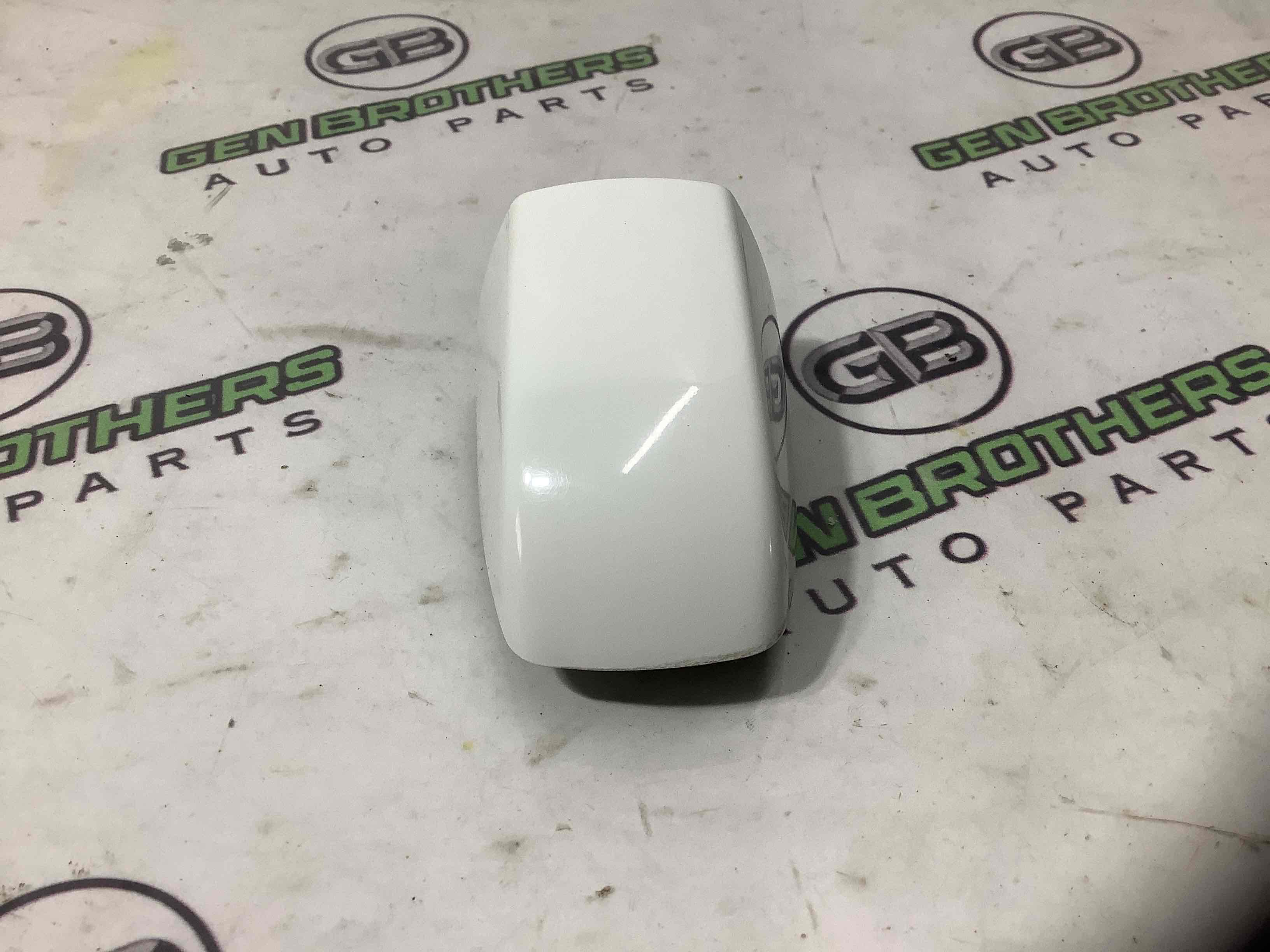 Заглушка ручки двери