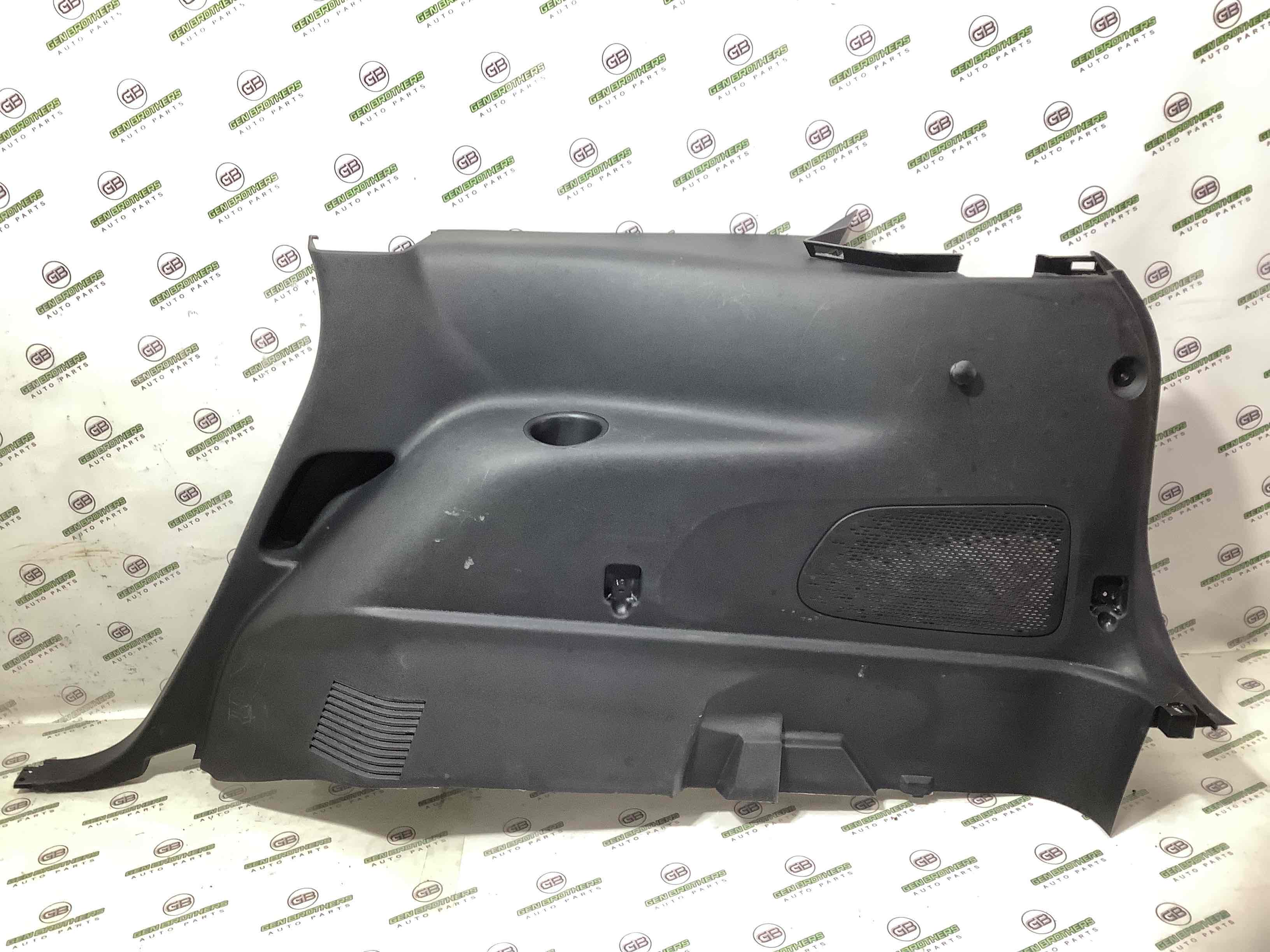 Элементы отделки багажника