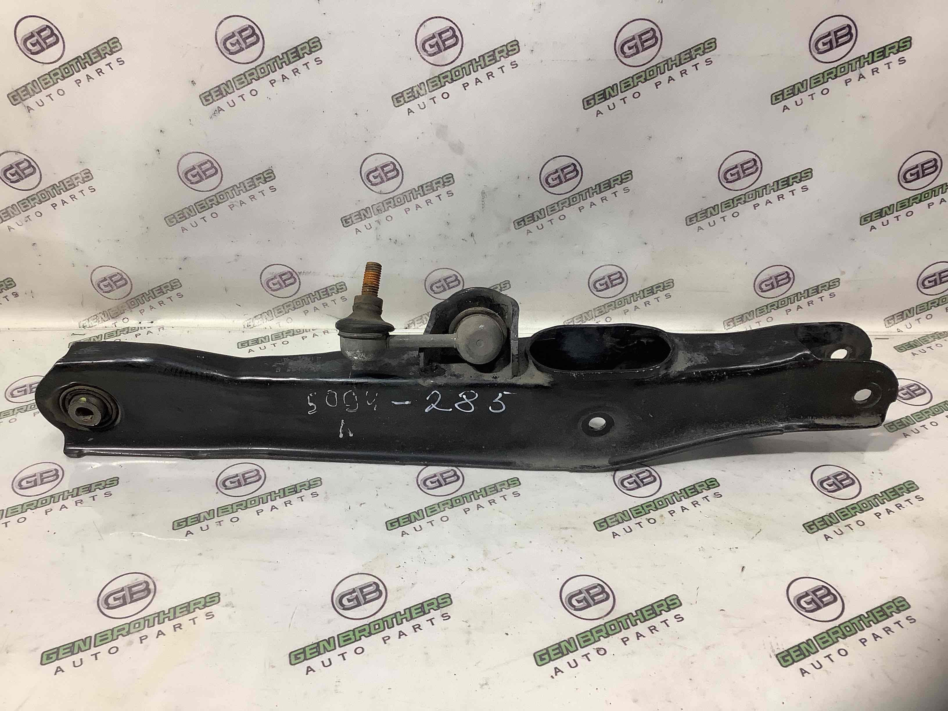 Рычаг задний левый