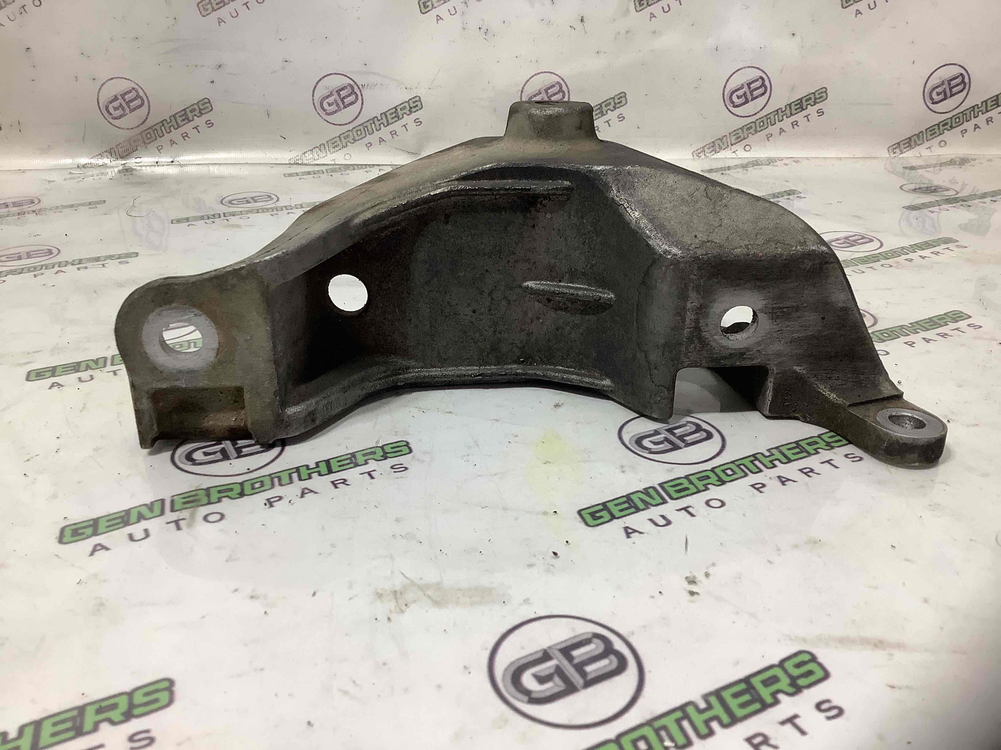 Крепление, кронштейн