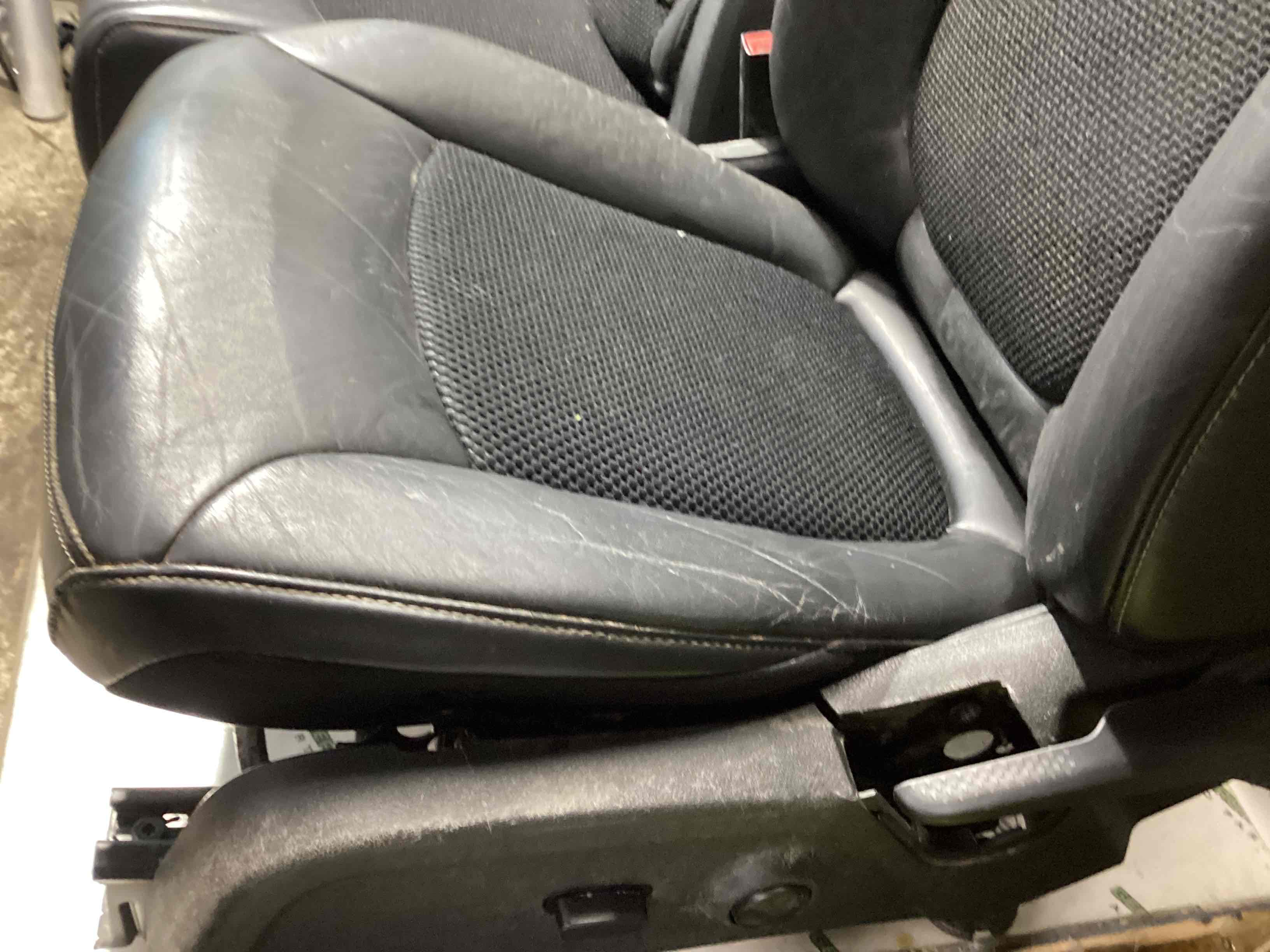 Салон комплект сидений