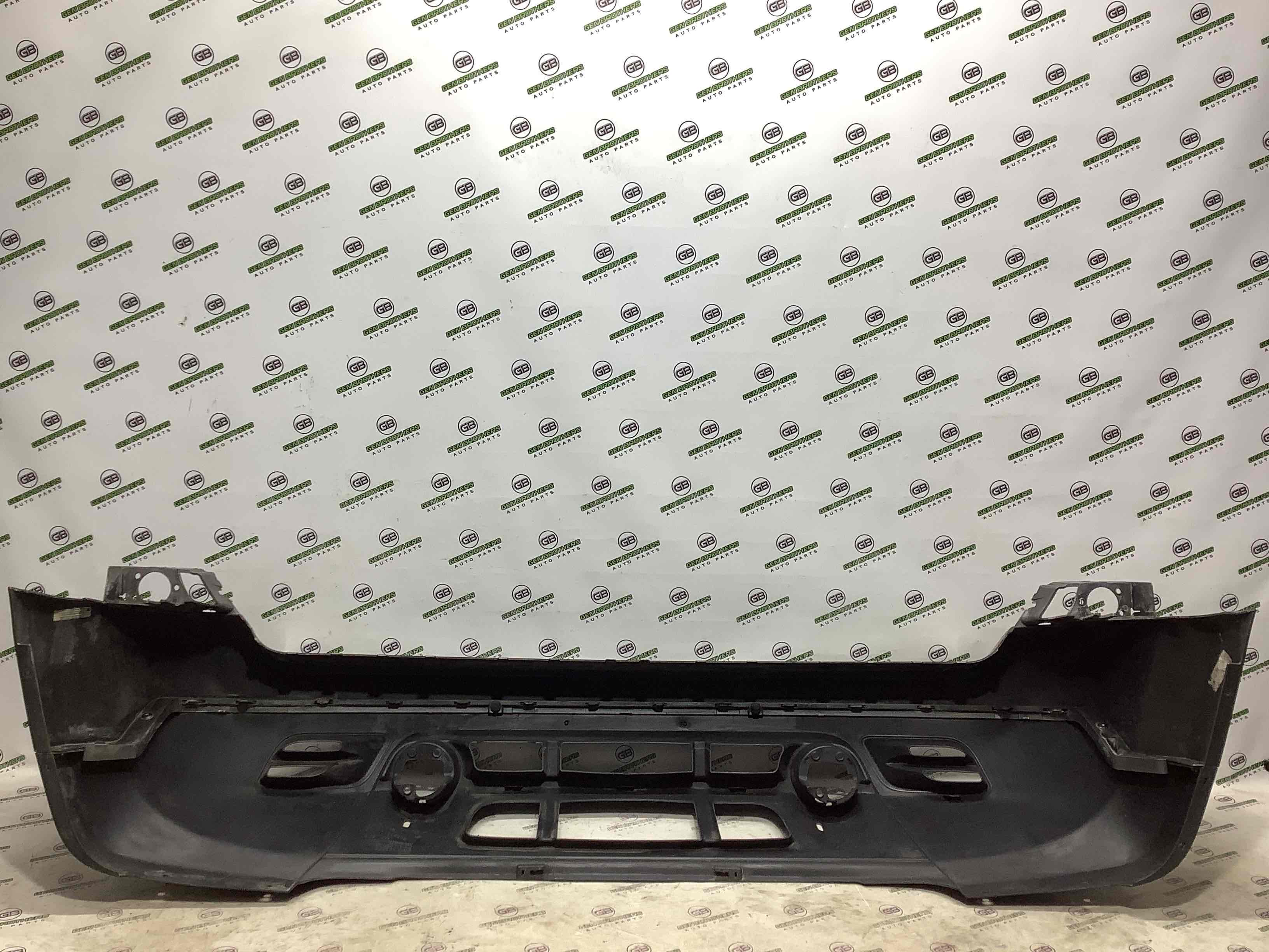 Бампер передній