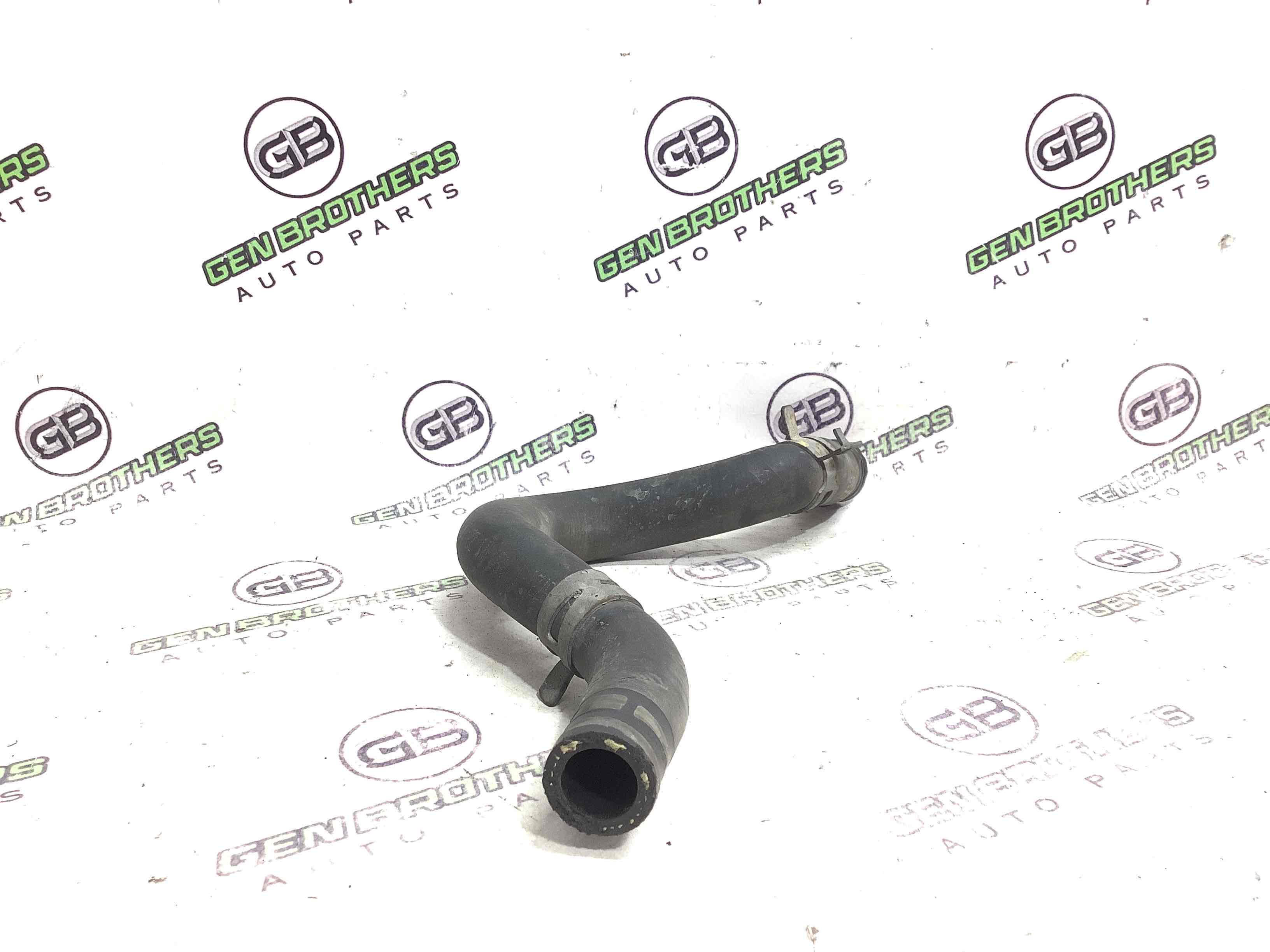 Патрубок трубопровід, шланг