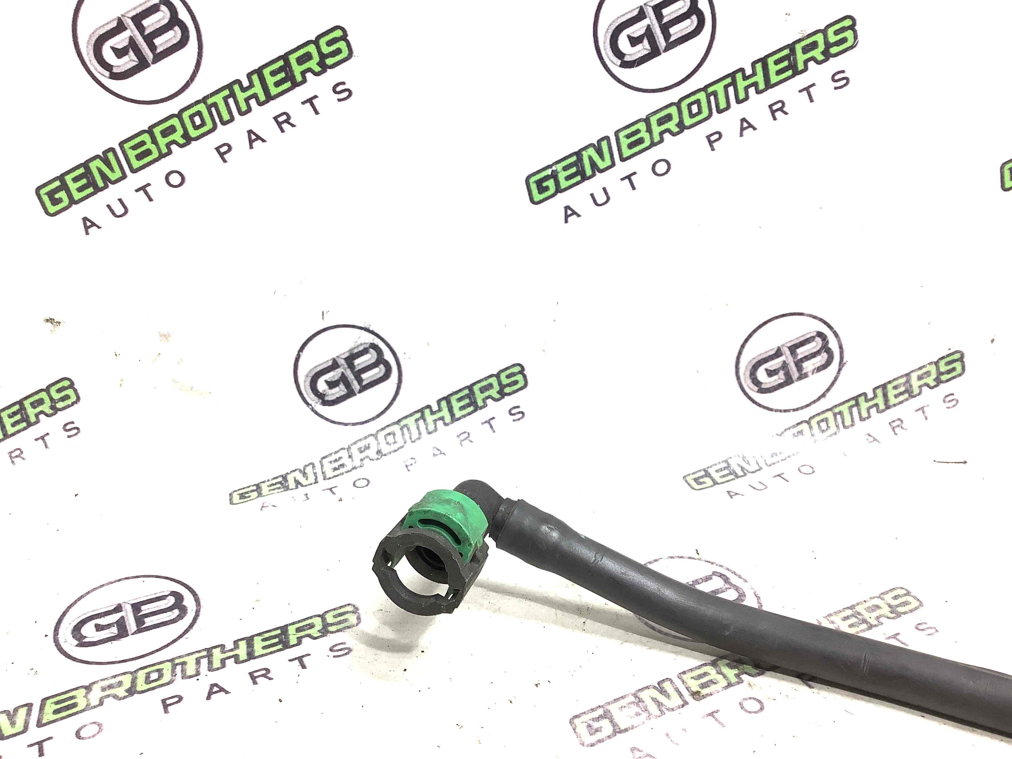 Трубка паливна