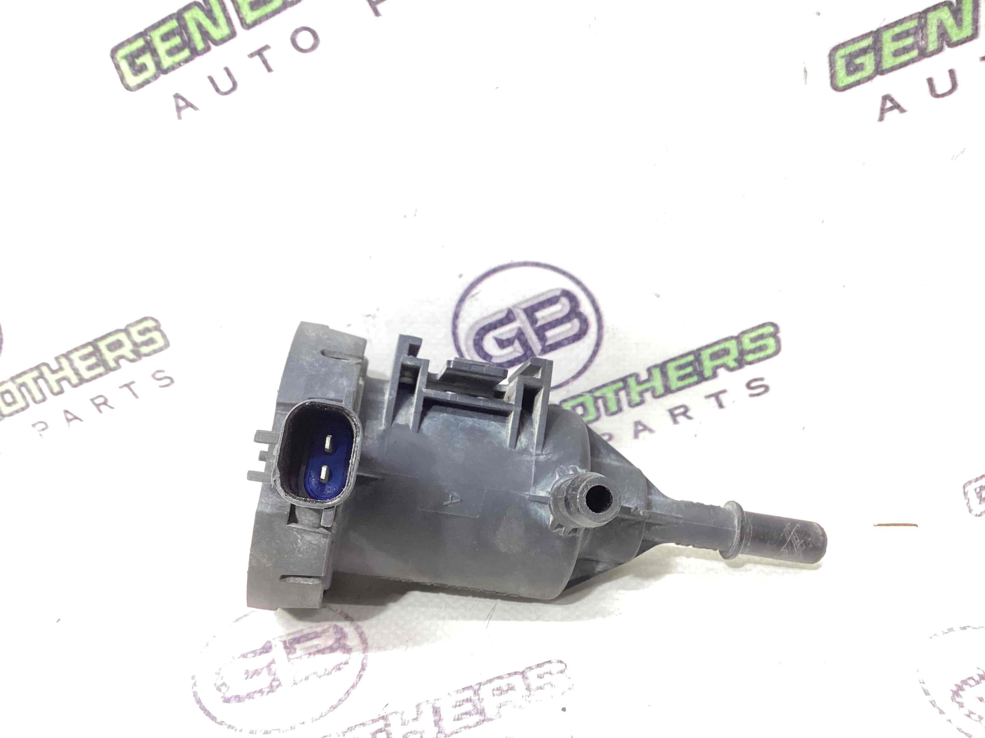 Клапан вентиляції паливного бака