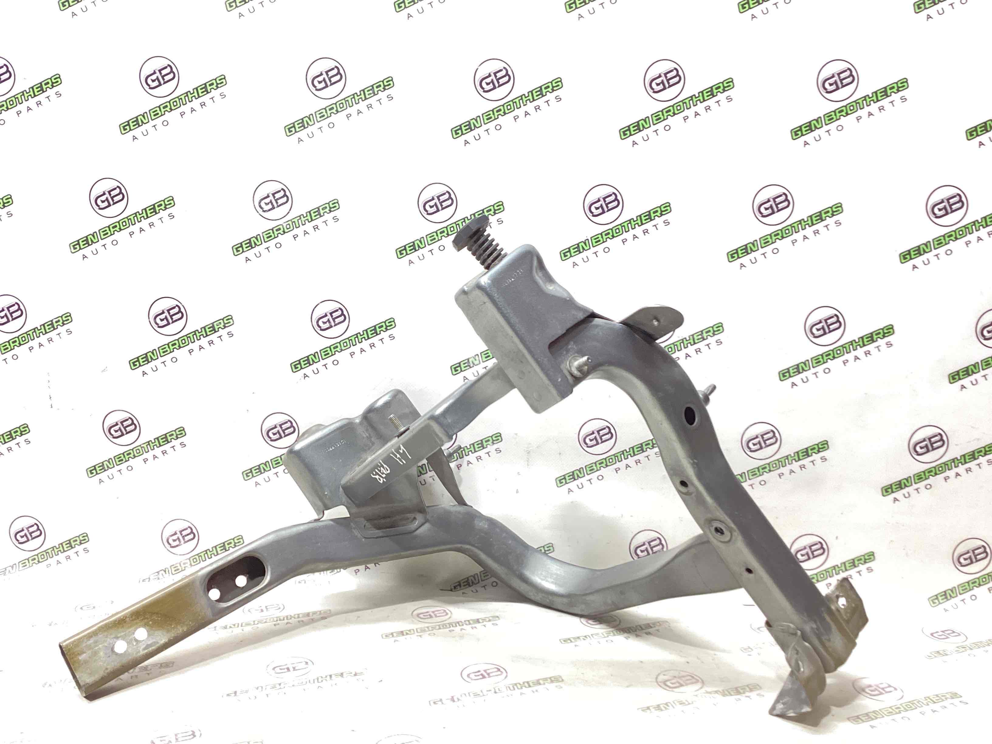 Окуляр передній