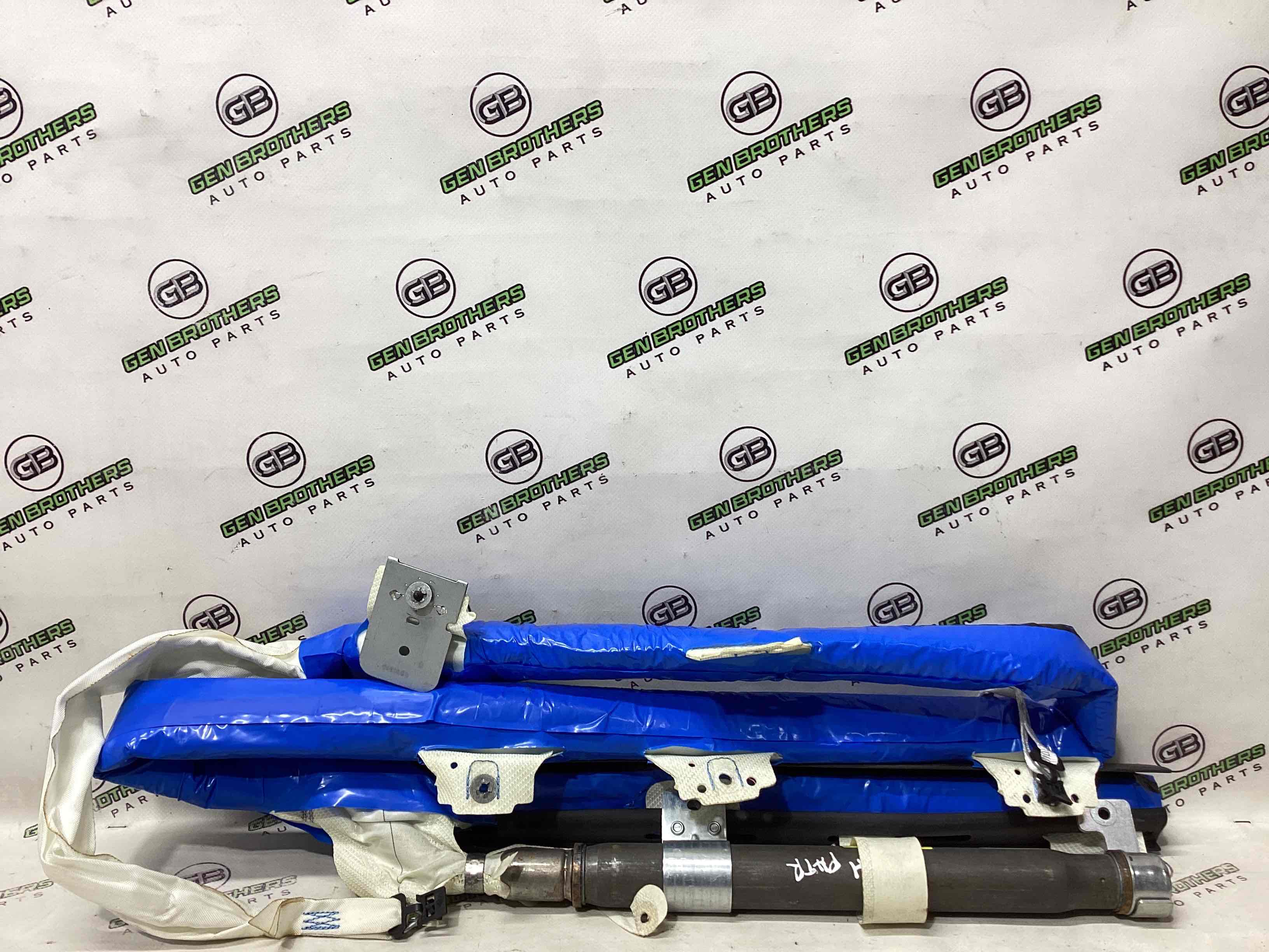 Подушка безпеки збоку шторка