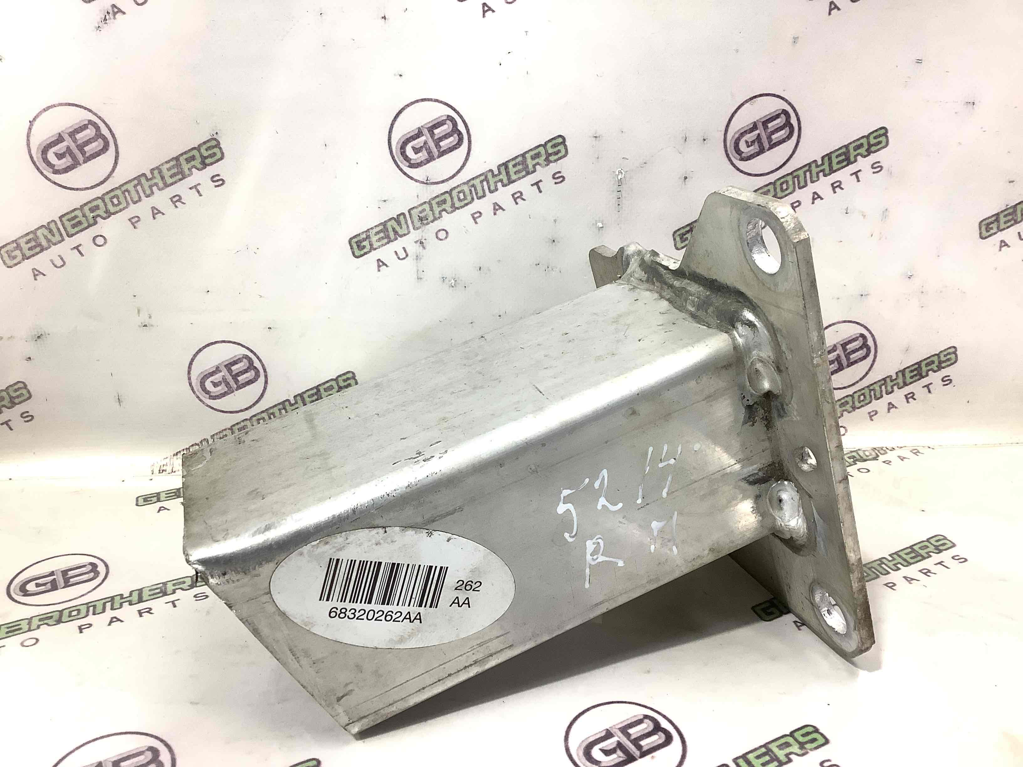 Лонжерон правий