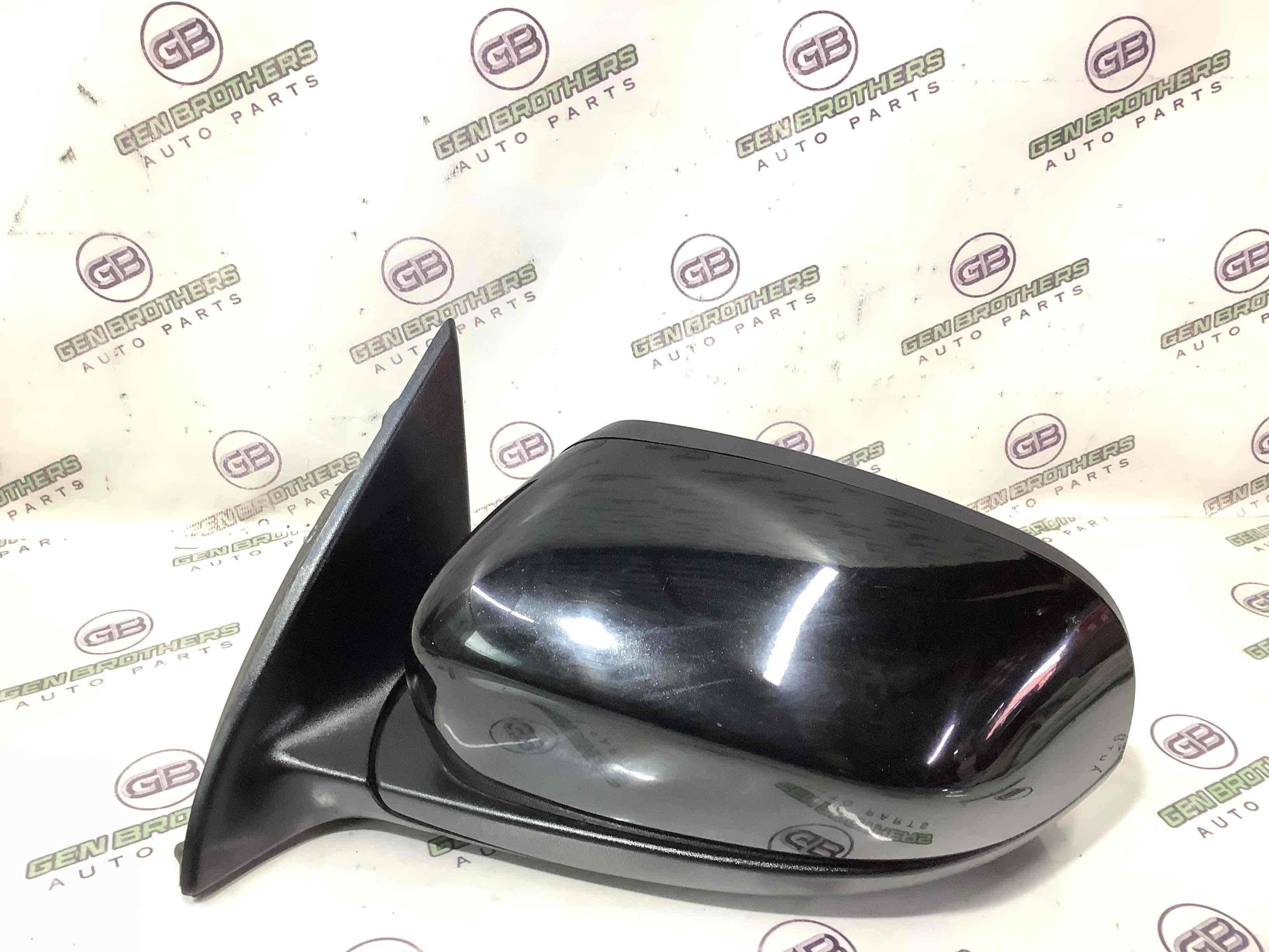 Дзеркало зовнішнє ліве