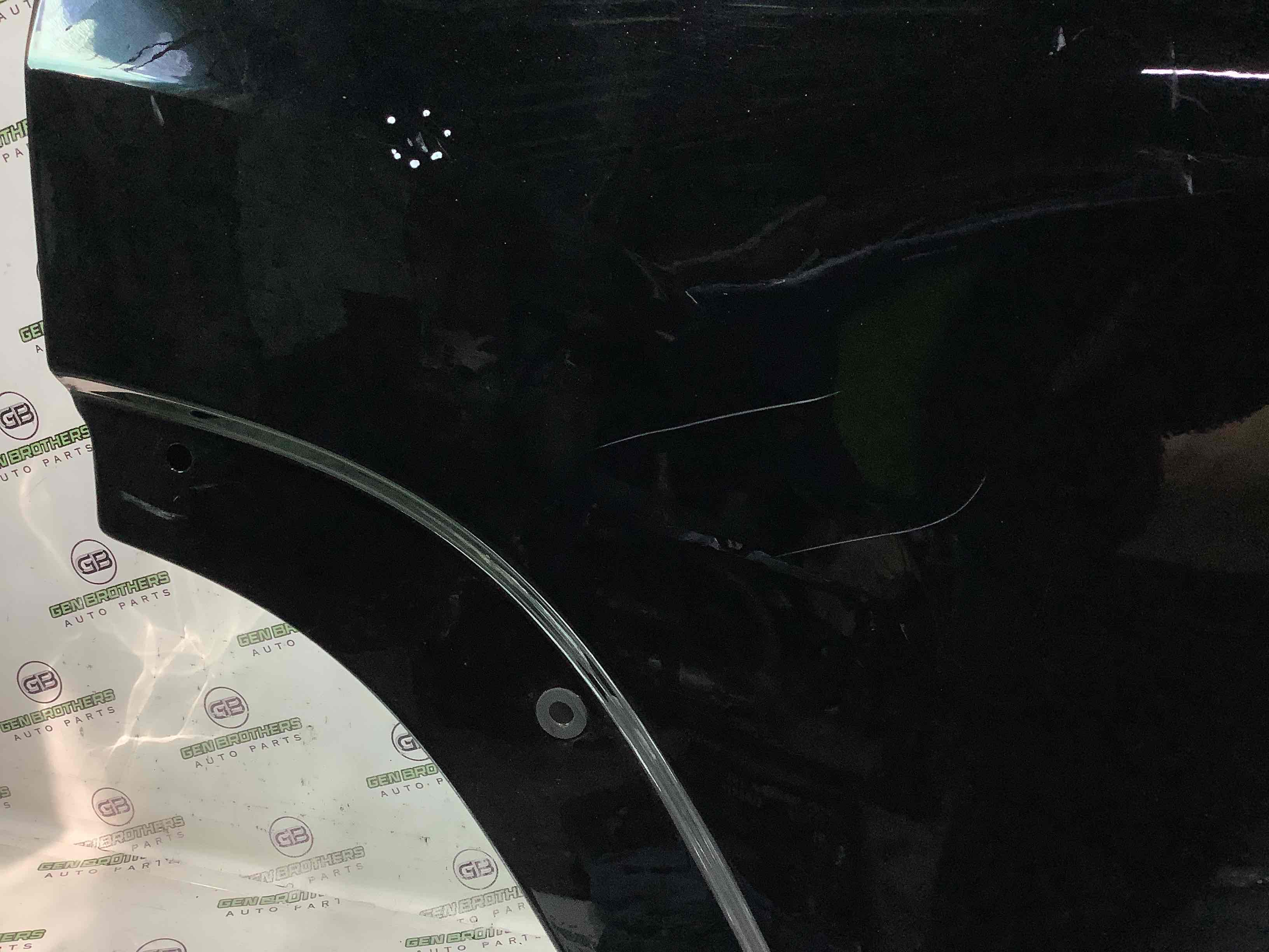 Двері задні права