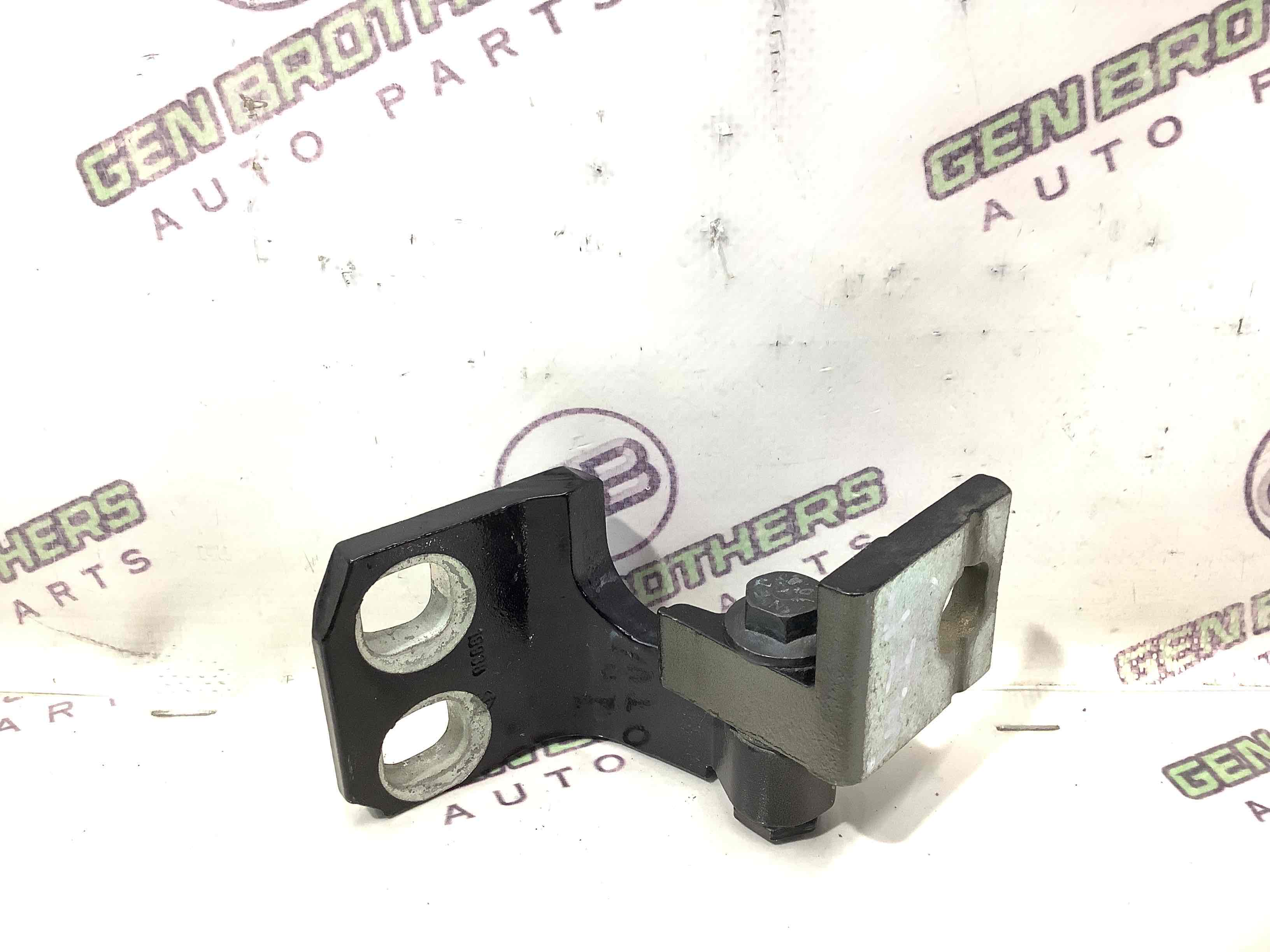 Петля двері, замок двері