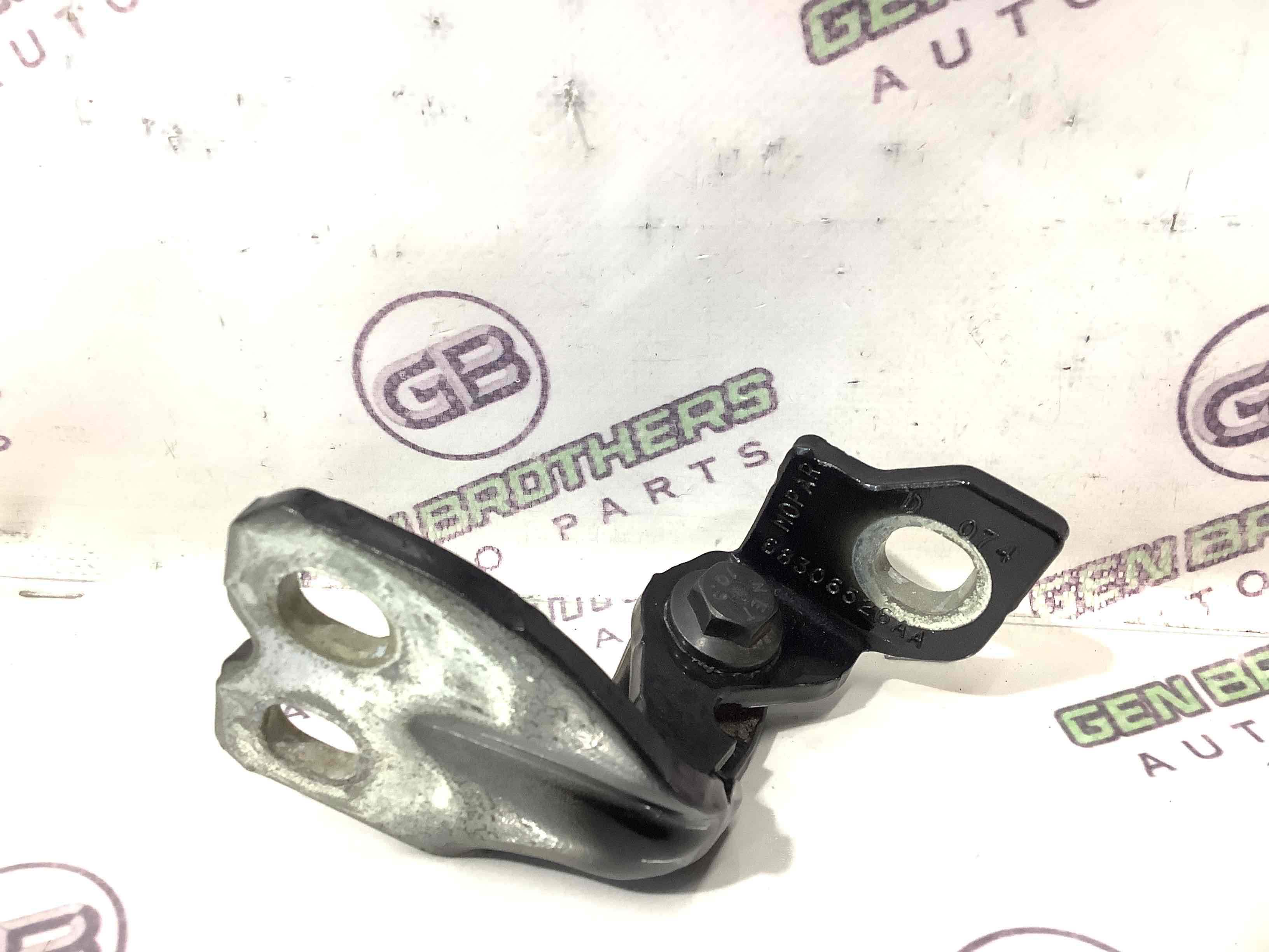 Петля двері, замок двері