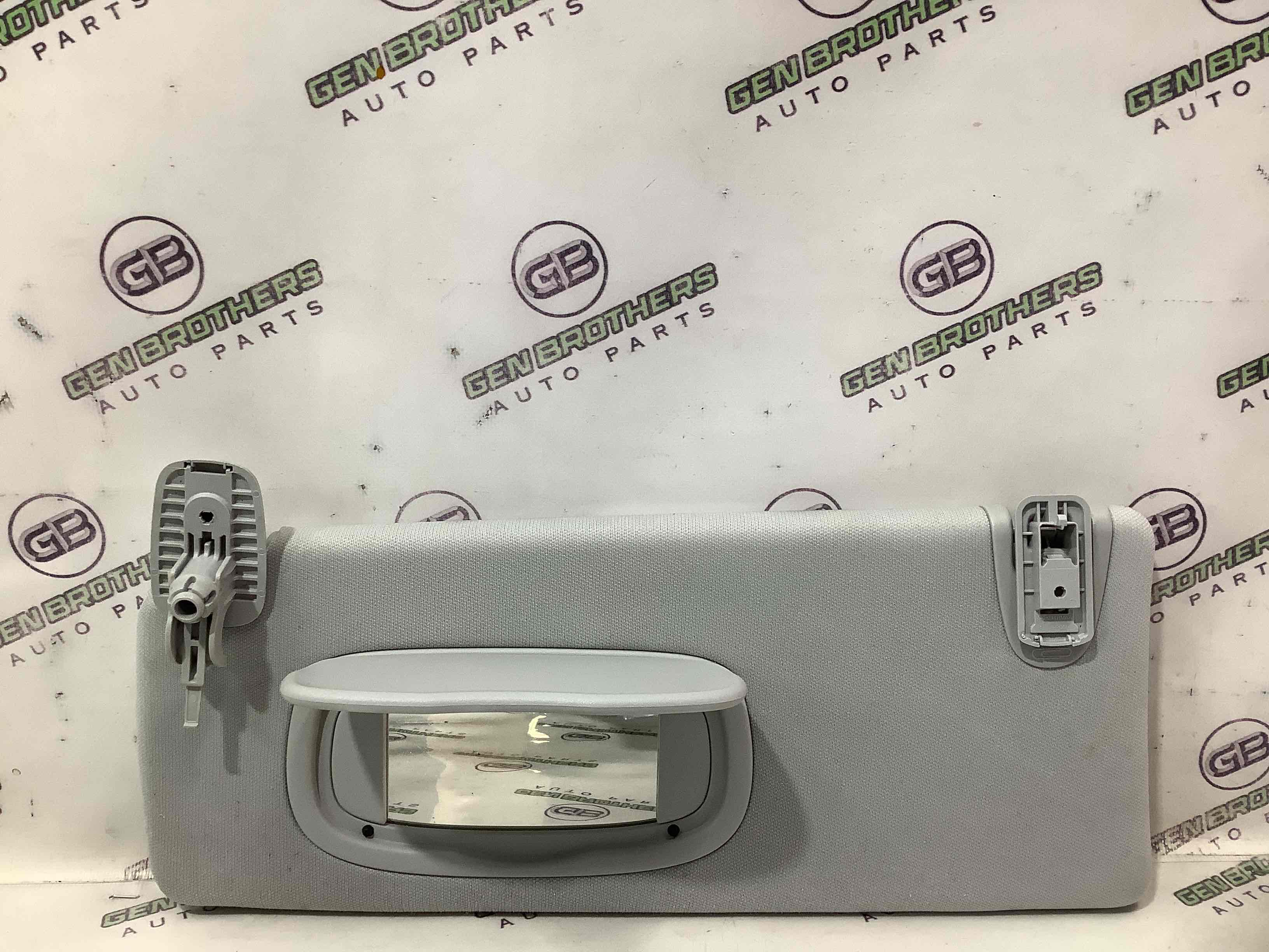 Козирок сонцезахисний