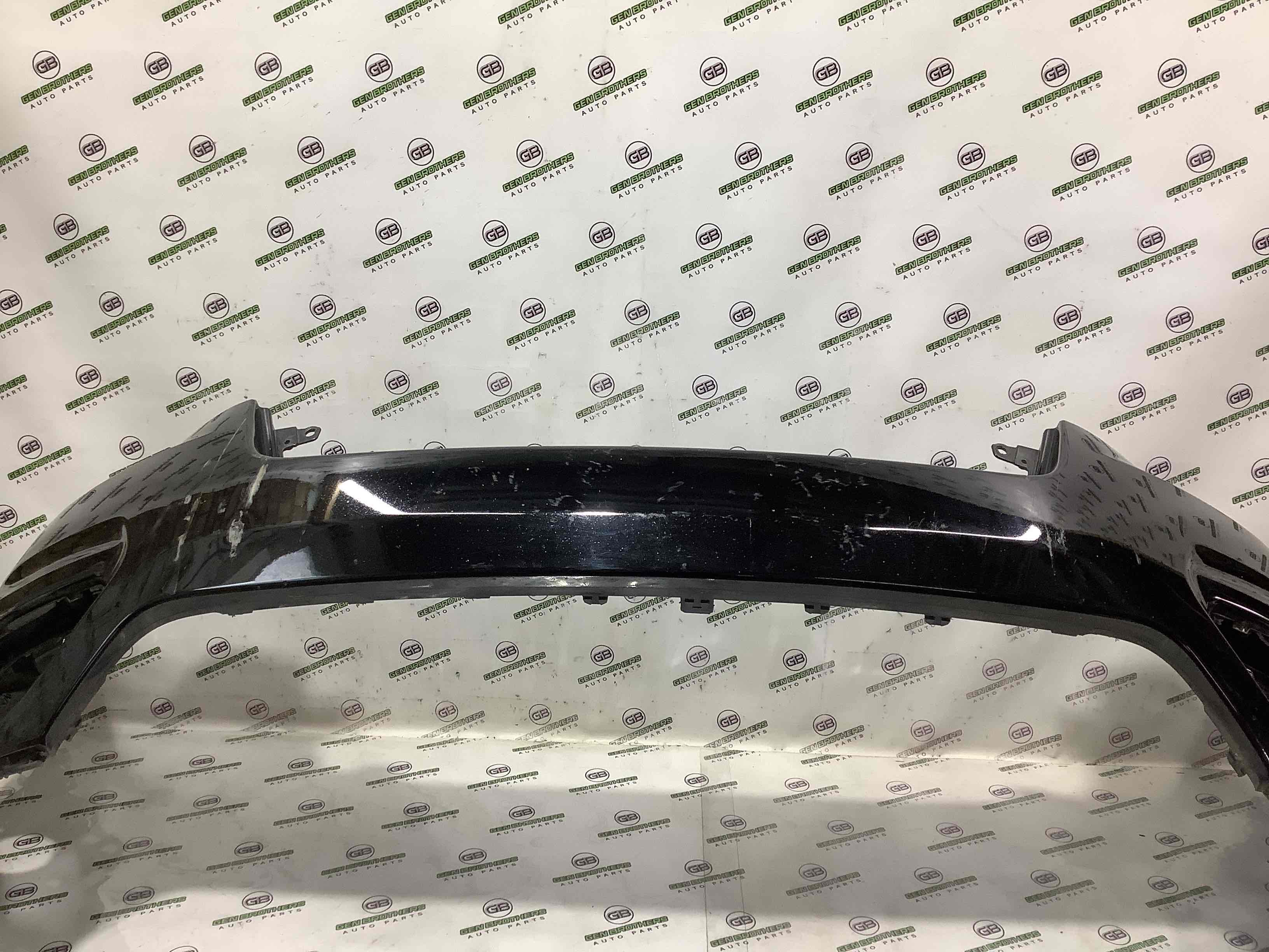 Бампер передній