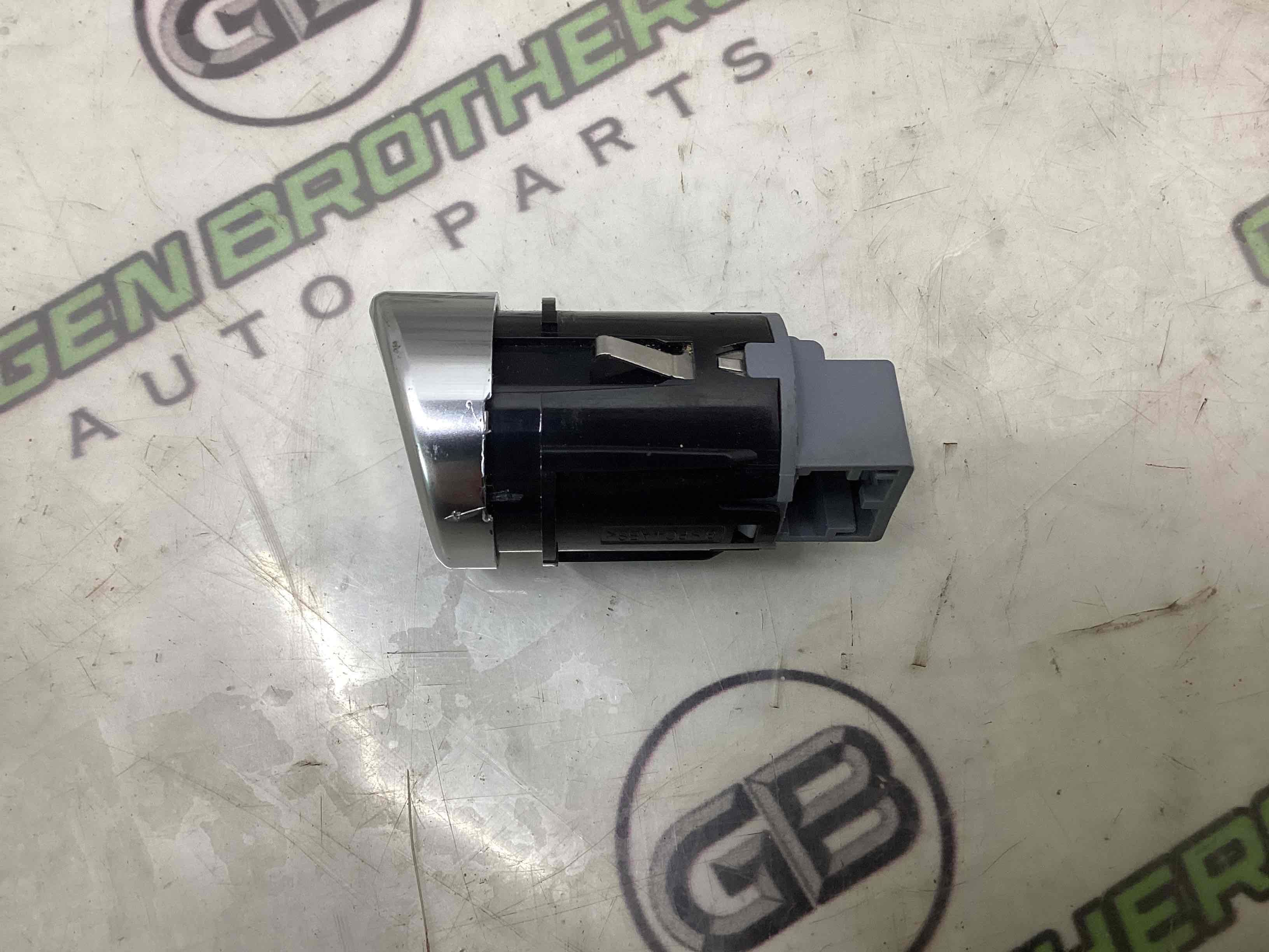 Кнопка запуску двигуна, корпус