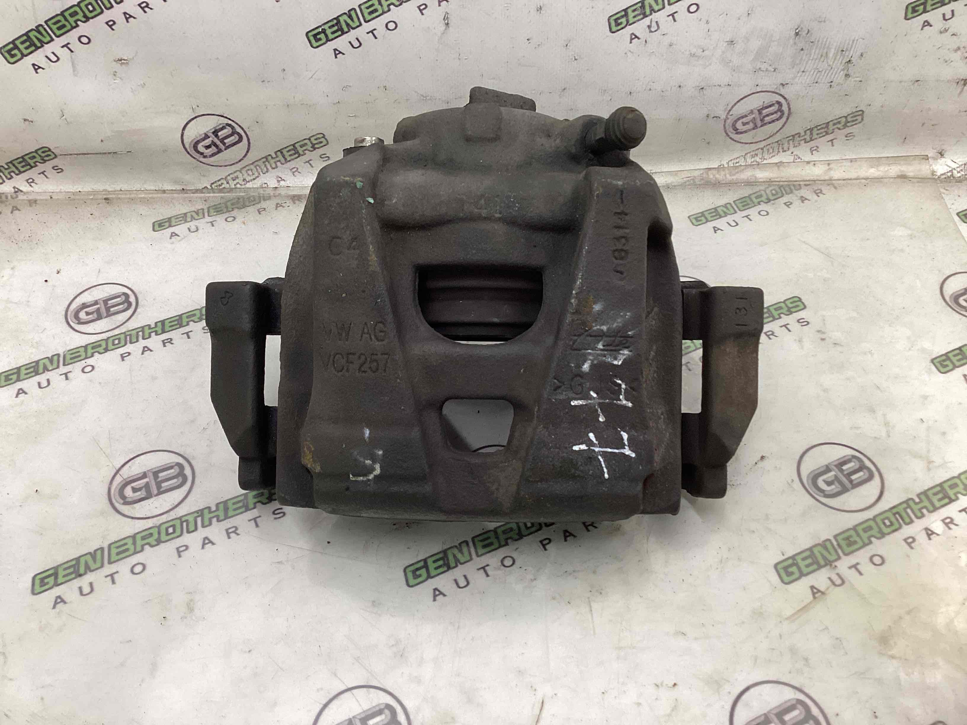 Супорт передній лівий