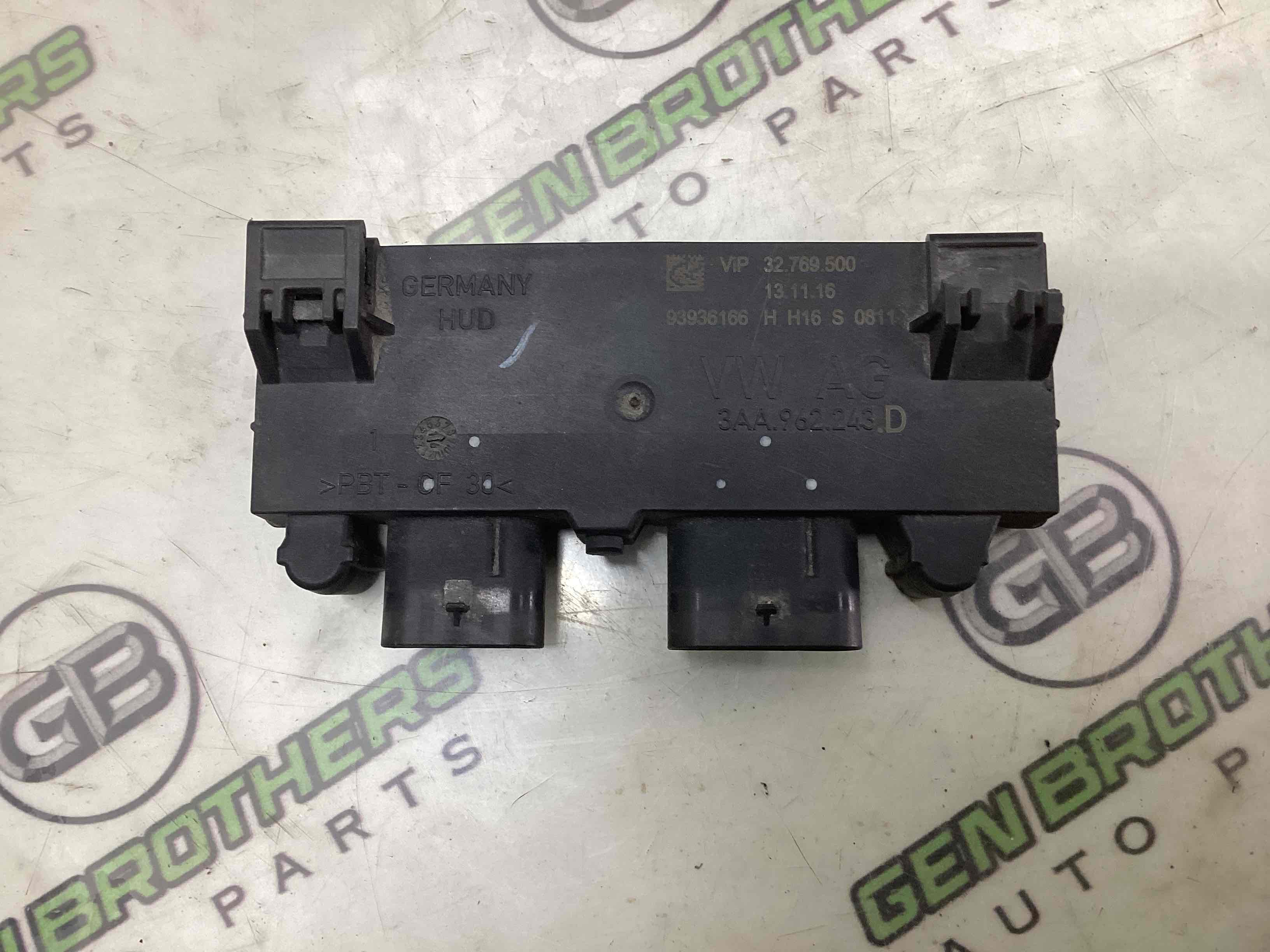 Блок керування кришкою багажника