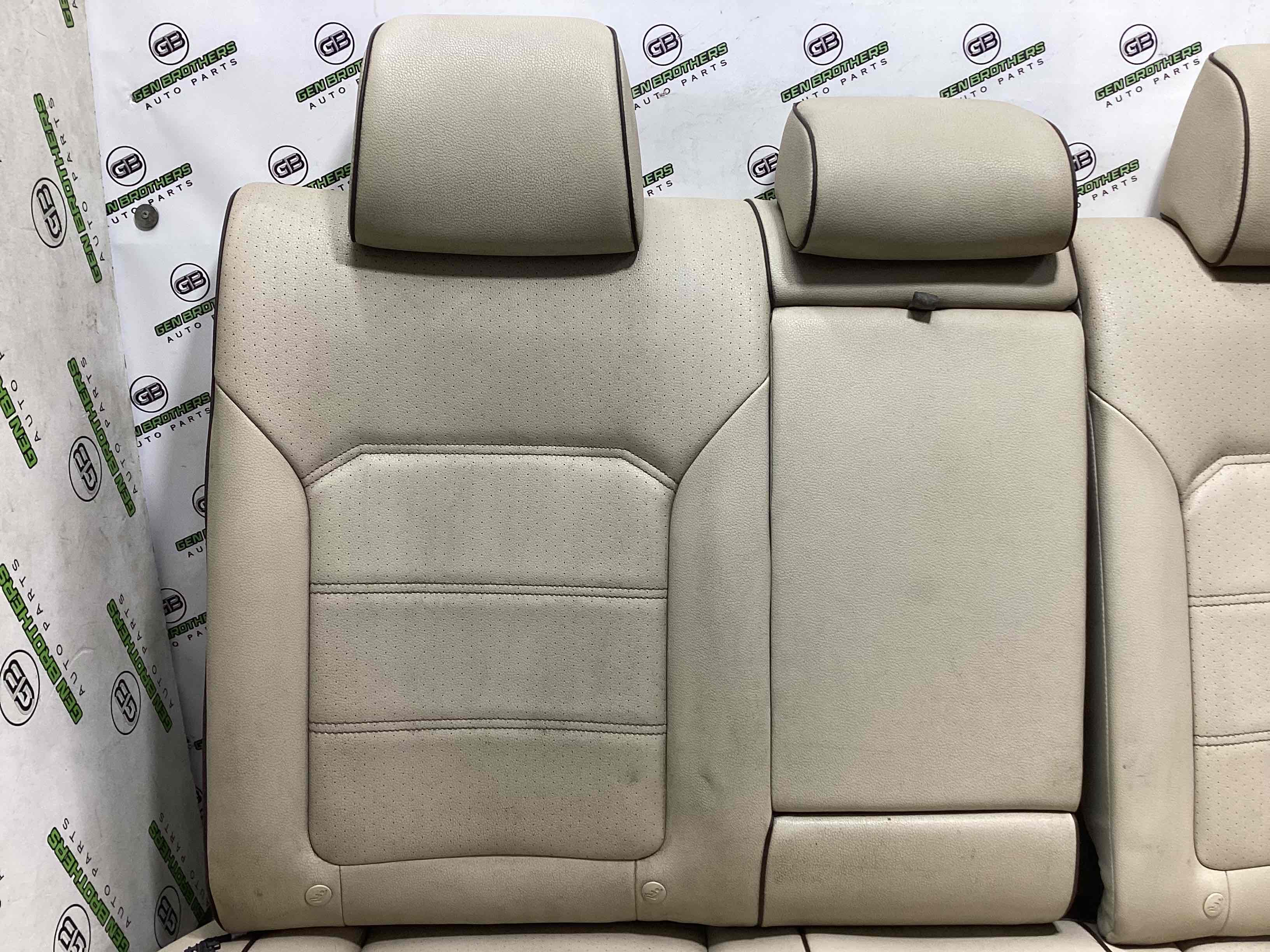 Салон комплект сидінь