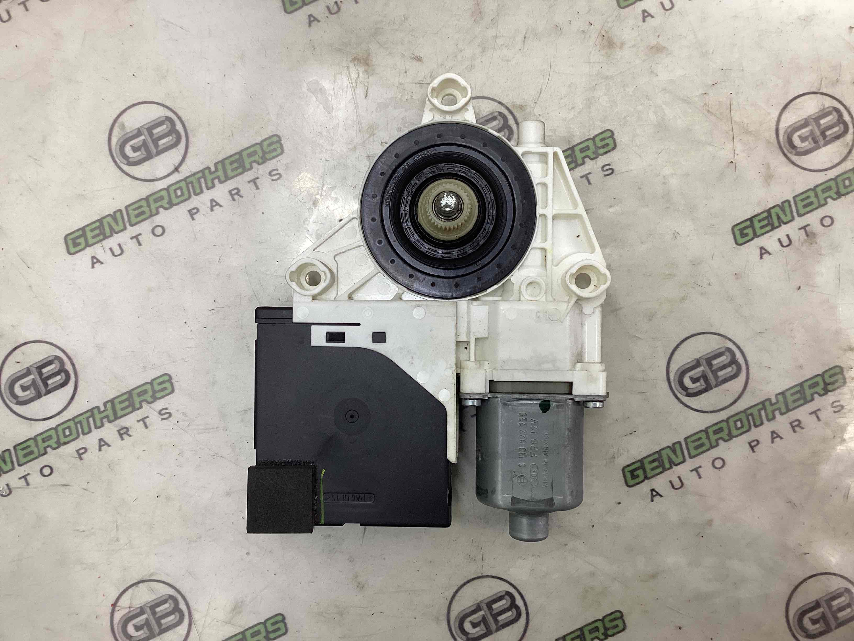 Моторчик склопідйомника