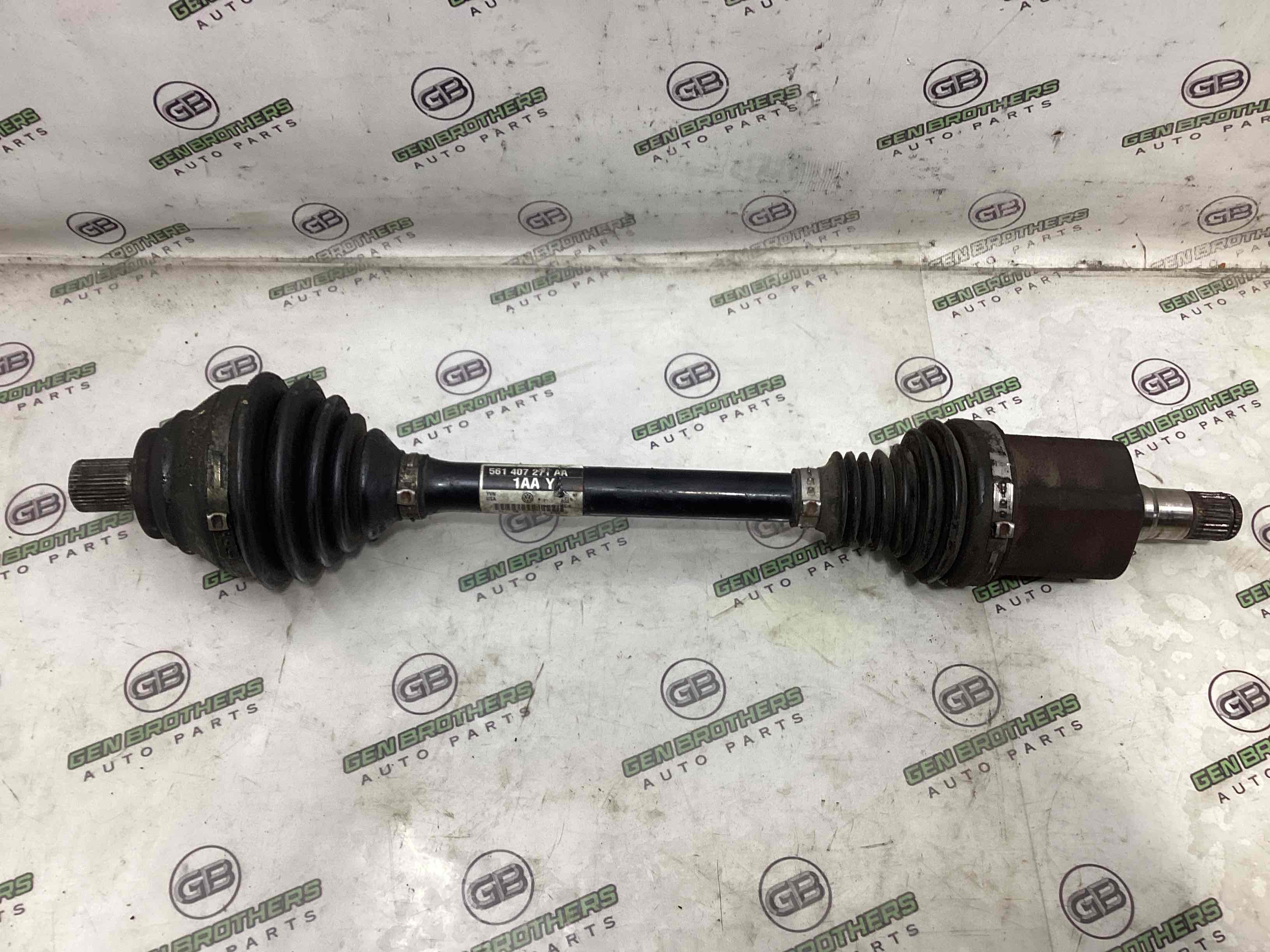 Піввісь передня ліва привідний вал, ШРУС