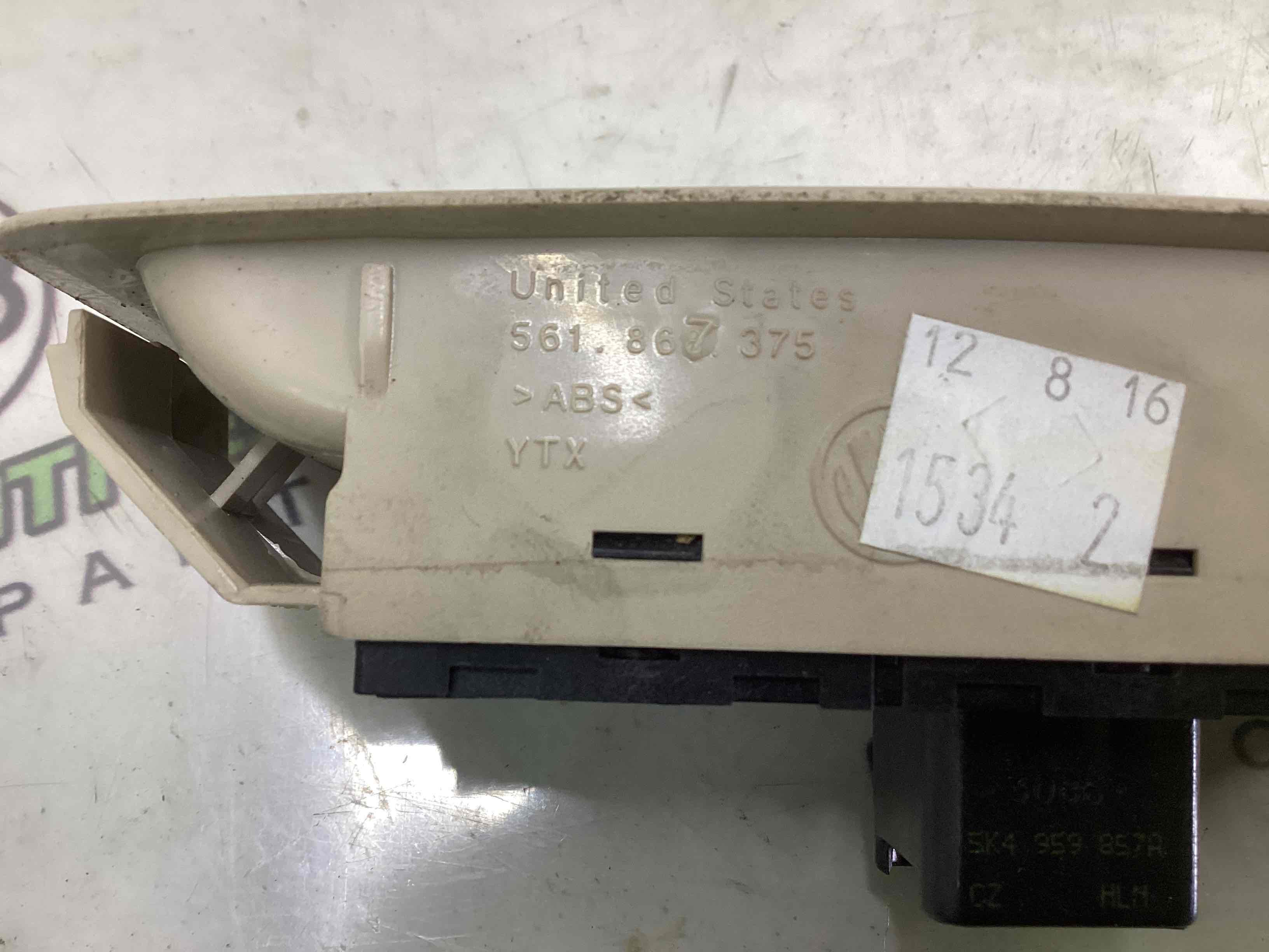 Кнопки керування склопідйомниками