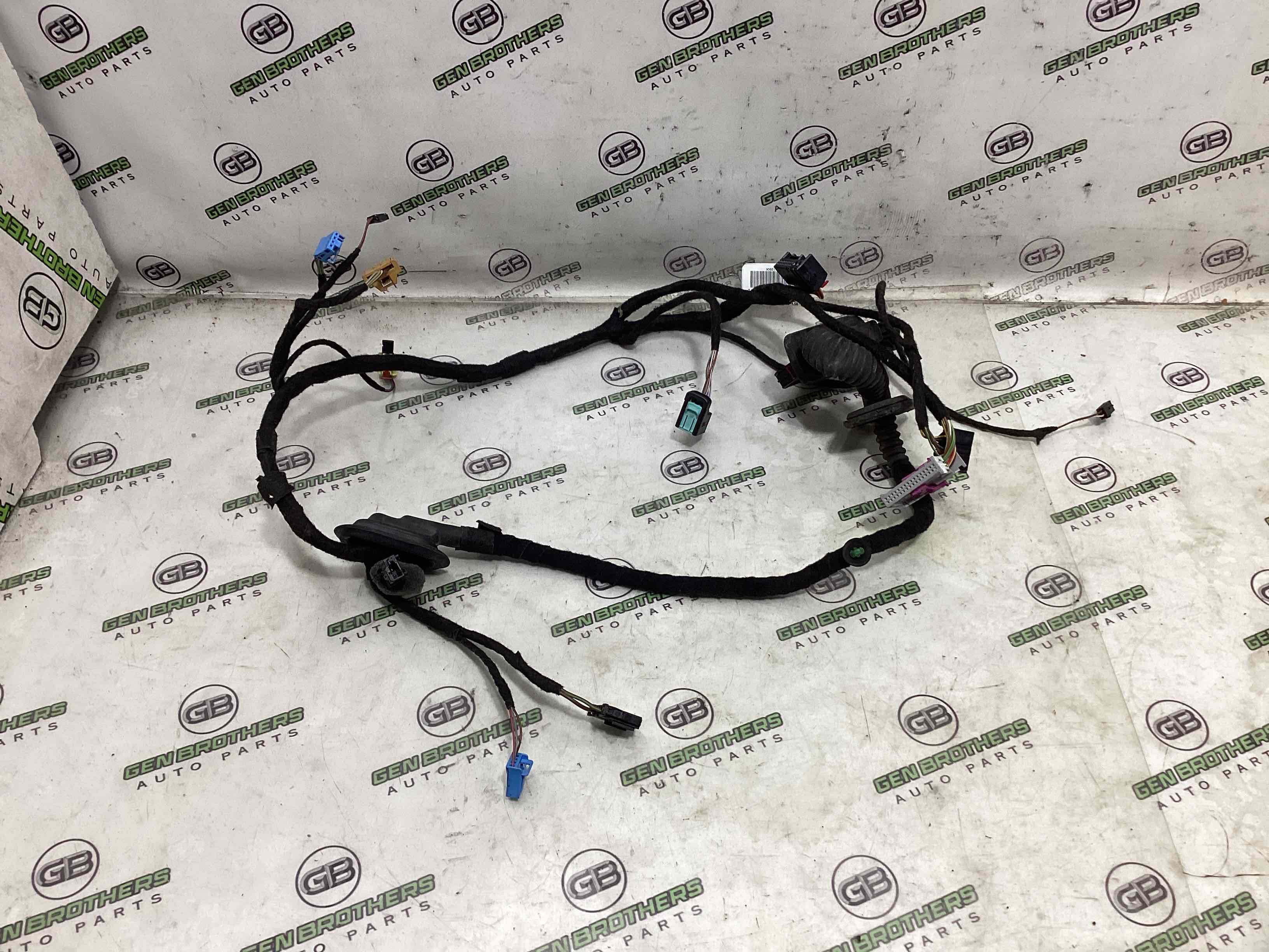 Електропроводка дверей, кришки багажника коса