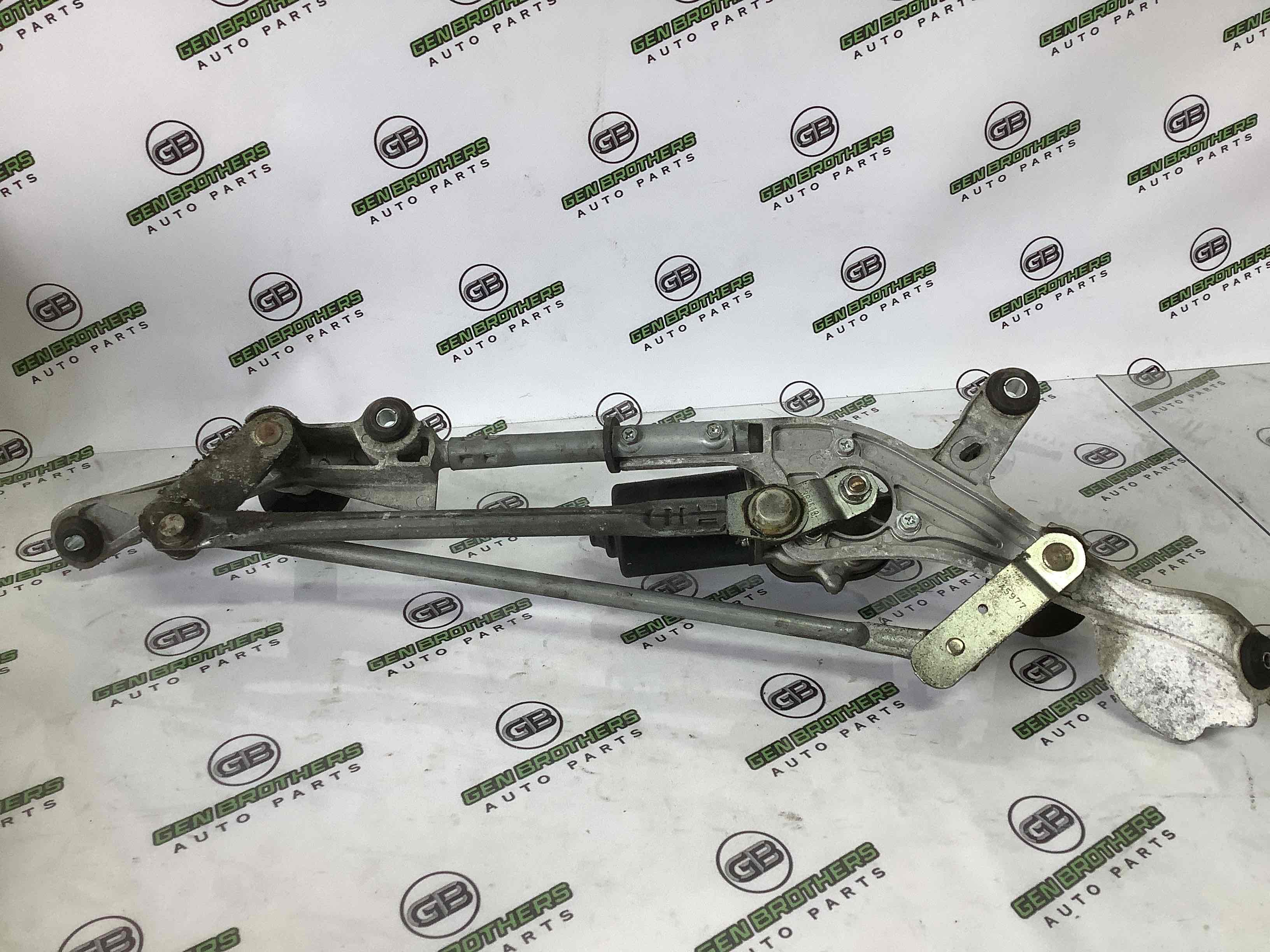 Механізм склоочисника, трапеція двірників