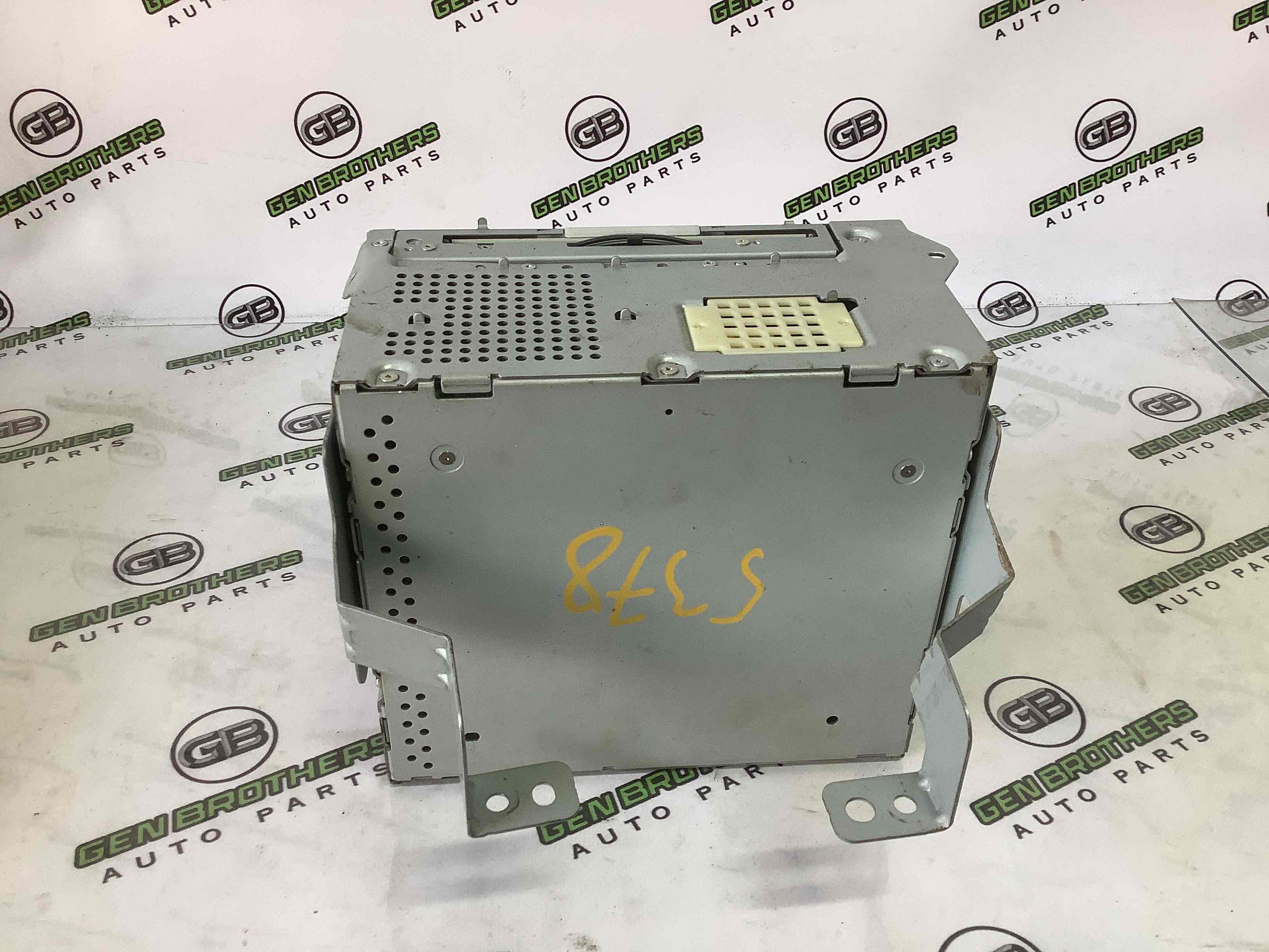 Блок радіо, зв'язку, магнітола, орган упр.