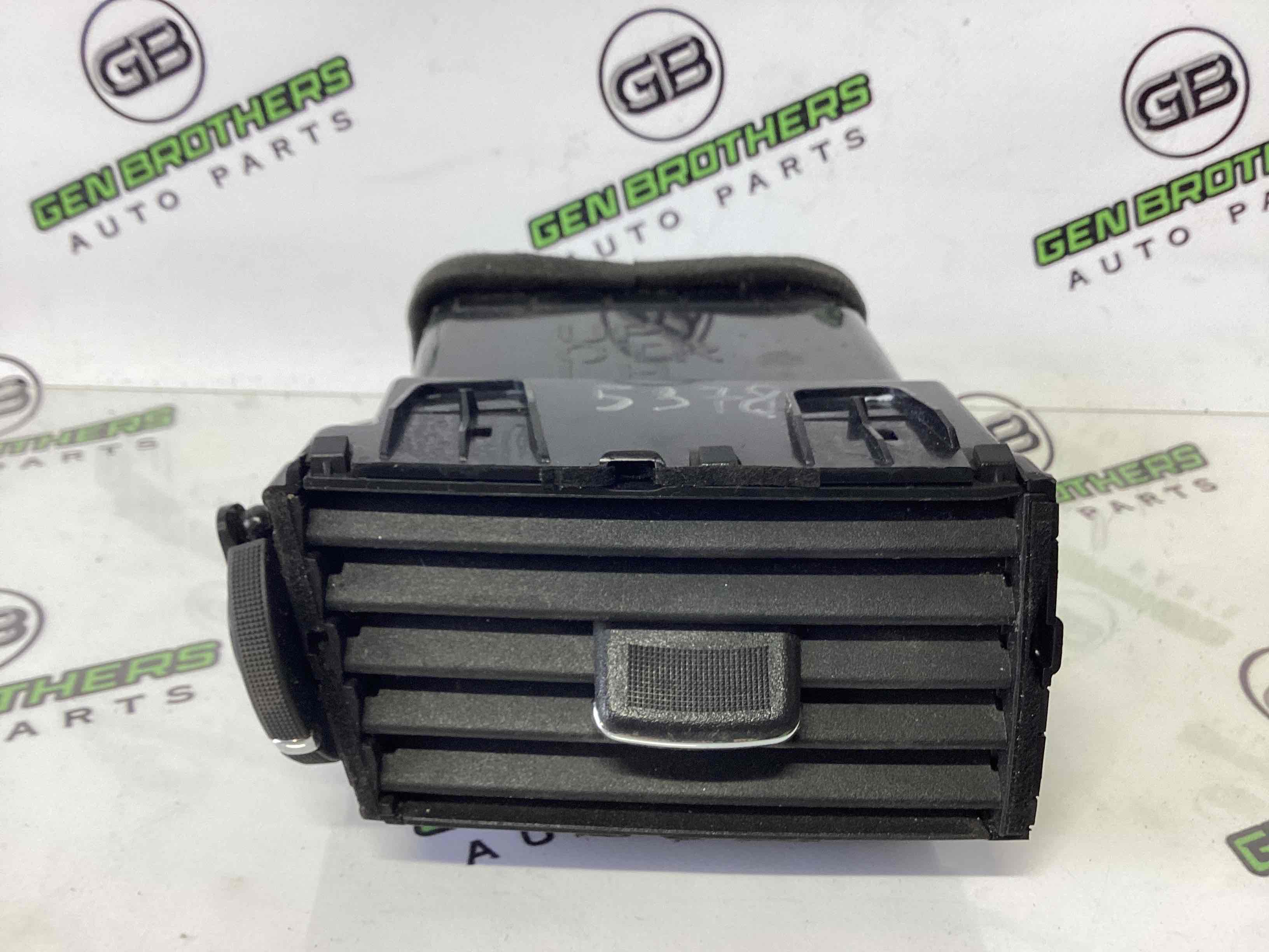 Дефлектор обдування салону