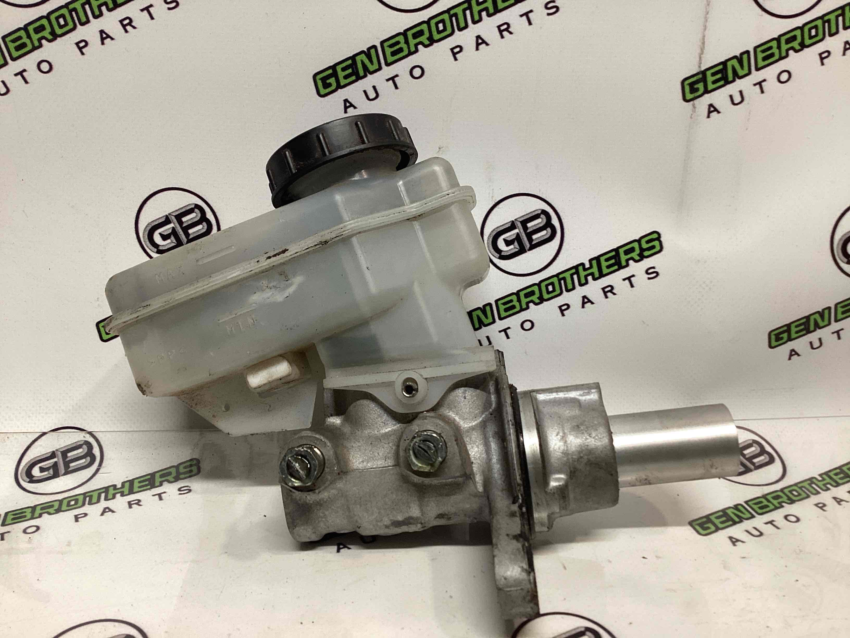 Циліндр гальмівний головний