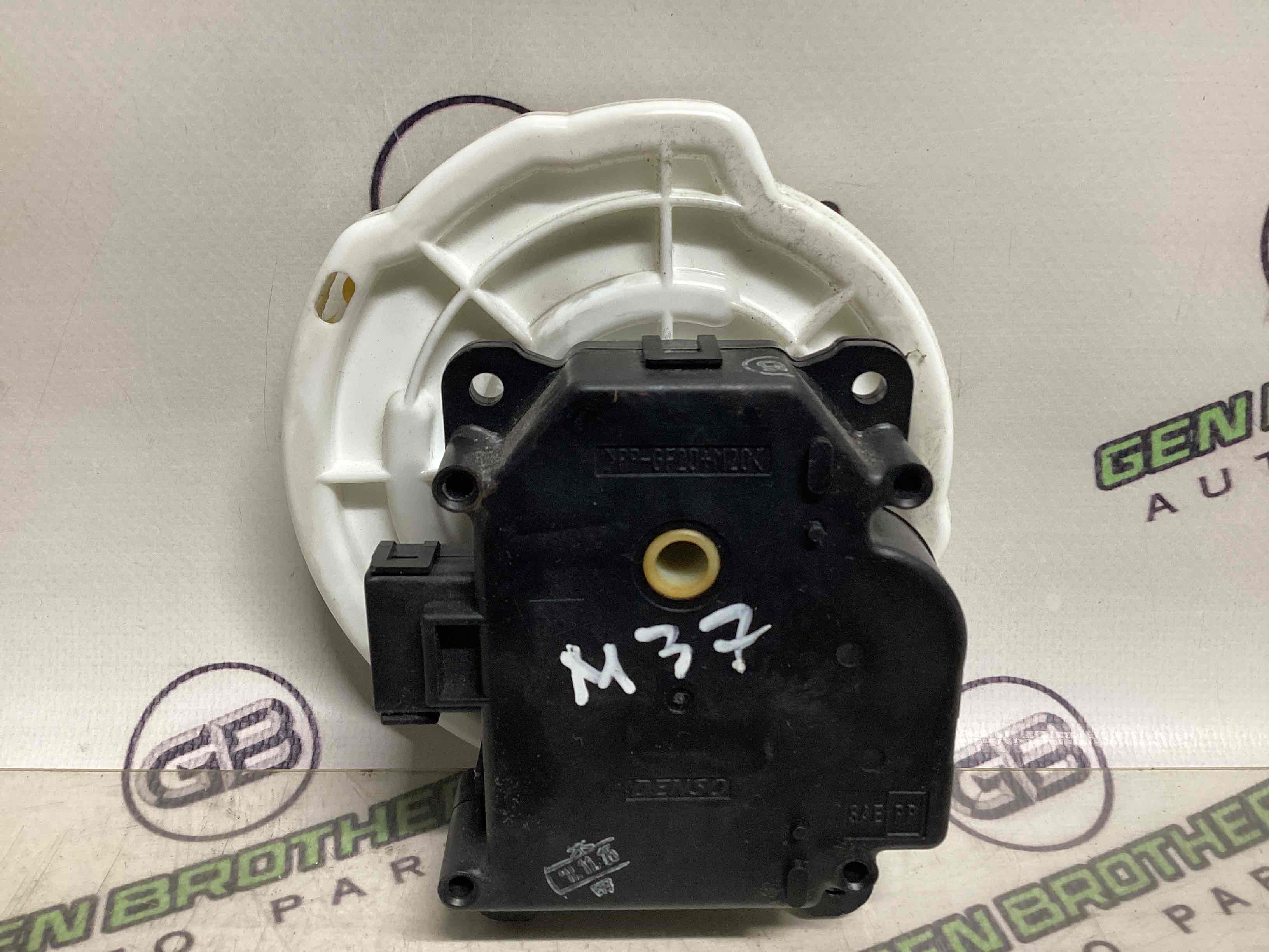 Мотор вентилятор пічки