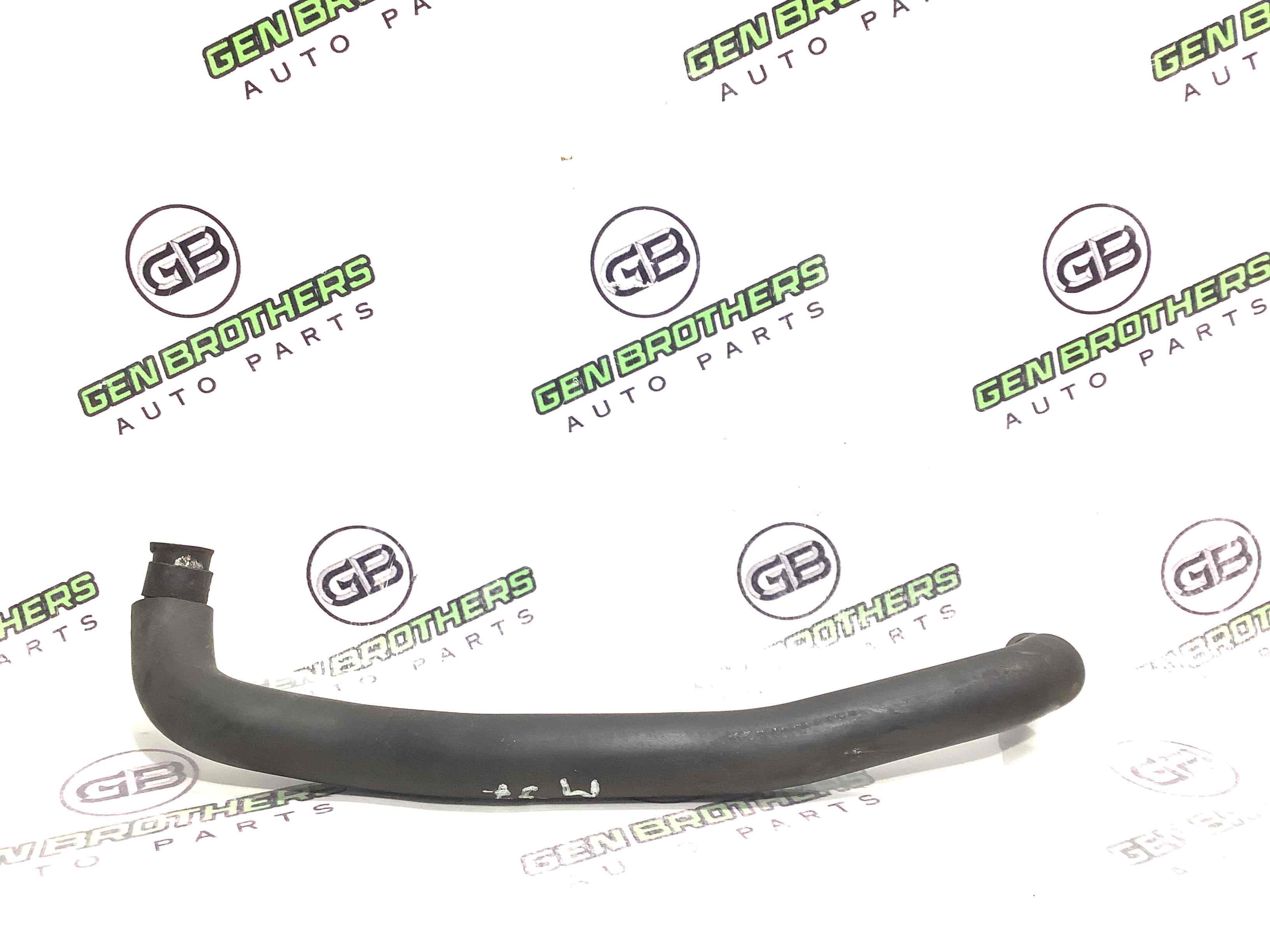 Патрубок трубопровід, шланг